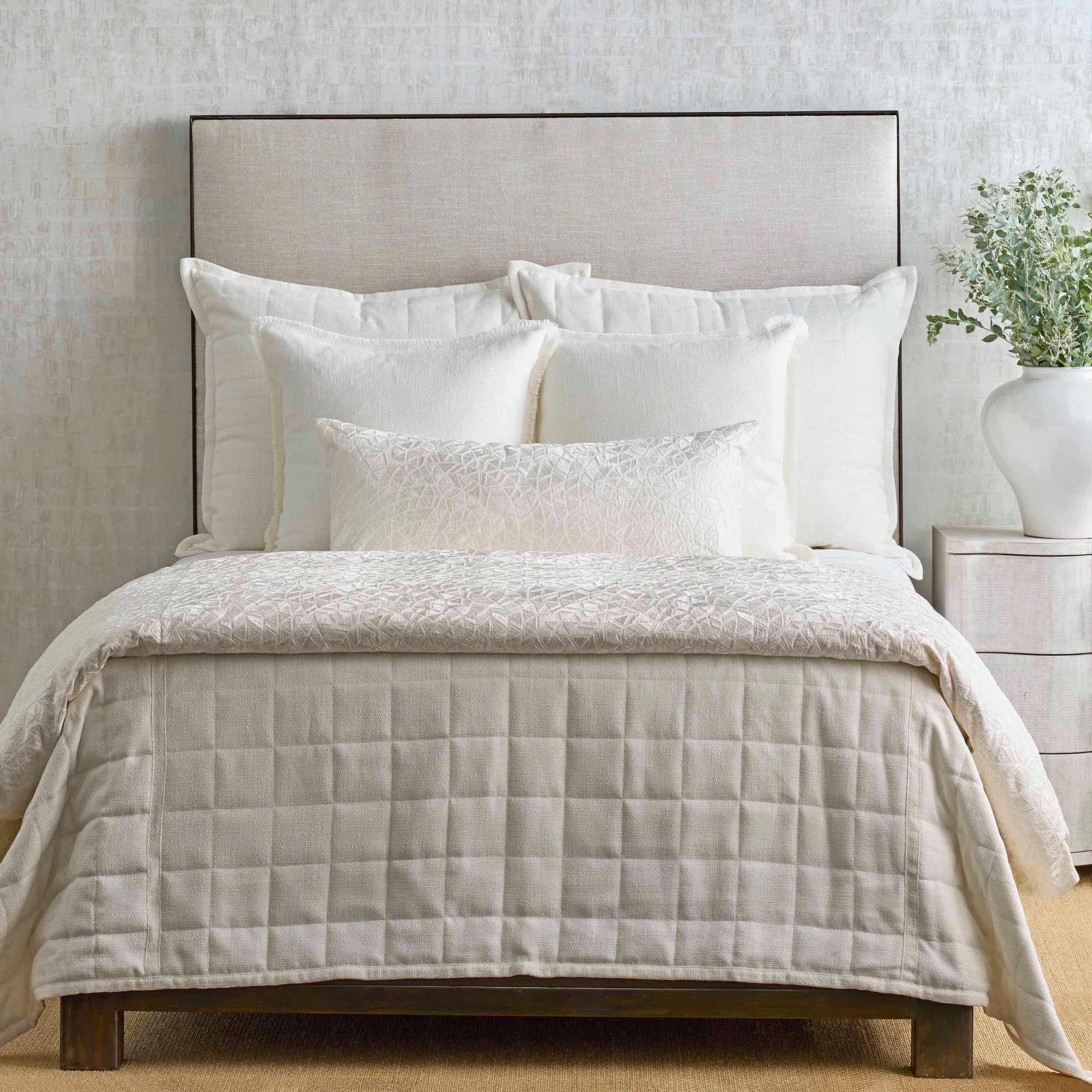 Decorative Throw Pillow Covers - Soft & Stylish Home Decor Accents for Sofa, Bed, Couch - Perfect for Living Room, Bedroom & Nursery