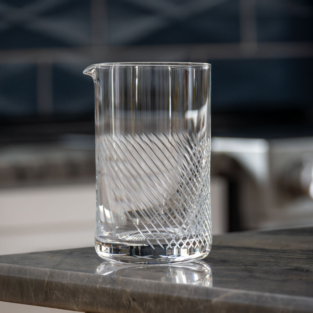 Premium Bourbon Street Cocktail Mixing Glass - 16oz Heavy Base Bar Mixing Glass for Whiskey, Old Fashioned & Cocktails - Perfect for Home Bars, Parties & Professional Bartenders