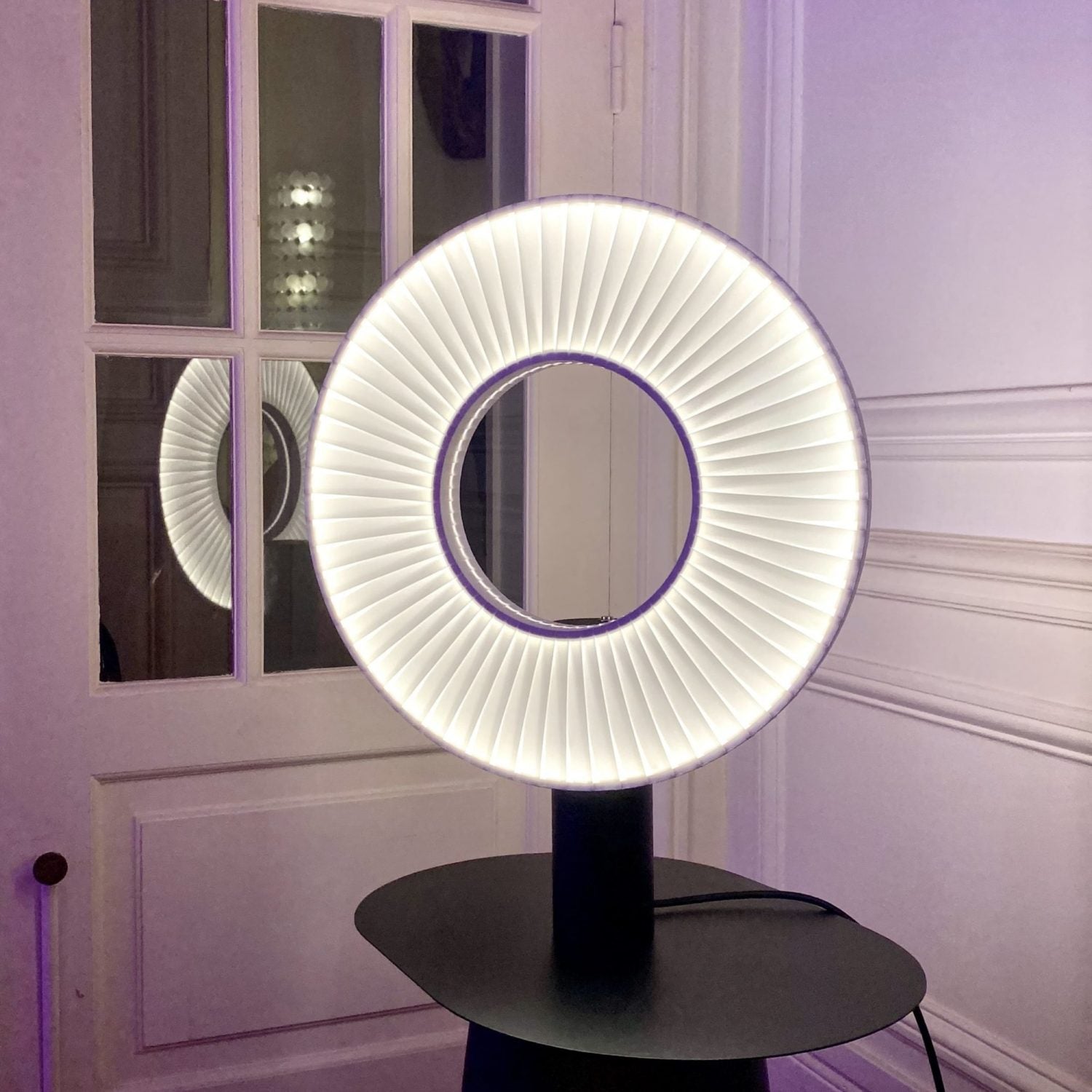 Modern Iris Table Lamp - Adjustable LED Desk Light with Touch Control, 3 Color Temperatures for Bedroom, Living Room, Office & Study - Energy Efficient Eye-Caring Night Light for Reading & Working