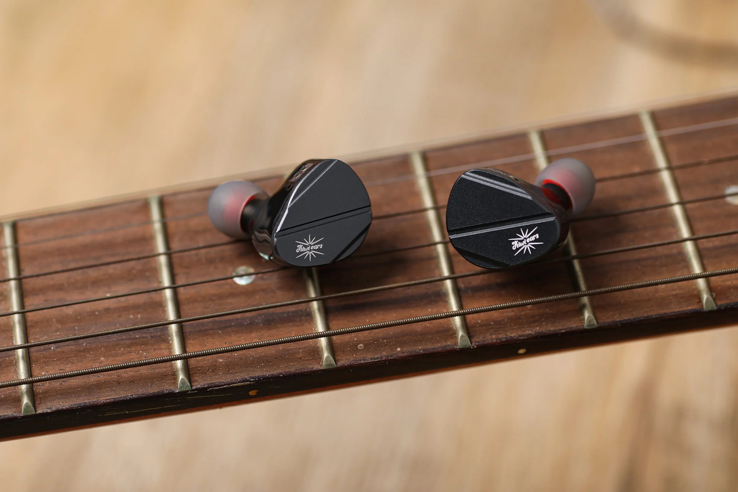 Kiwi Ears Canta High-Fidelity In-Ear Monitors (IEM) - Professional Studio Earphones for Audiophiles & Musicians - Perfect for Recording, Mixing & Live Performances