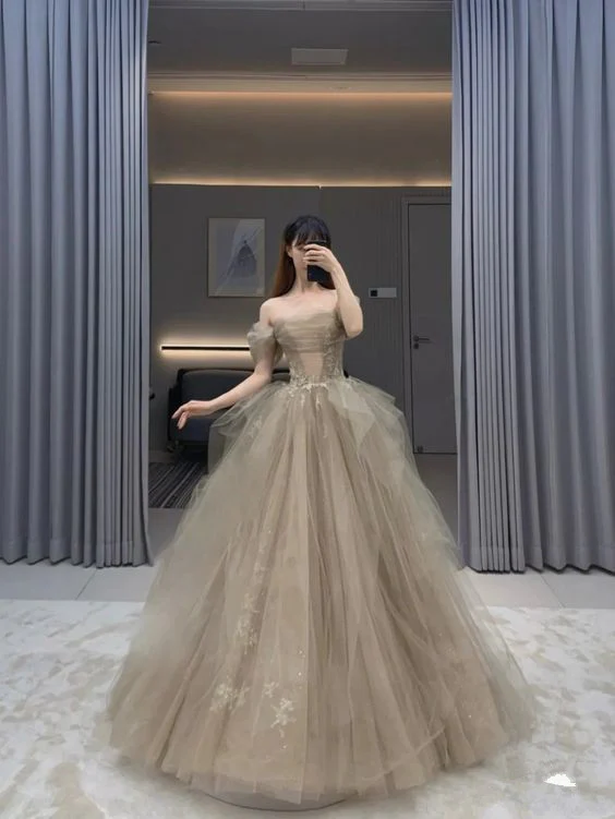 Elegant Off-the-Shoulder Ball Gown Prom Dress with Tulle Skirt - J3832 | Formal Evening Gown for Homecoming, Wedding, and Special Occasions