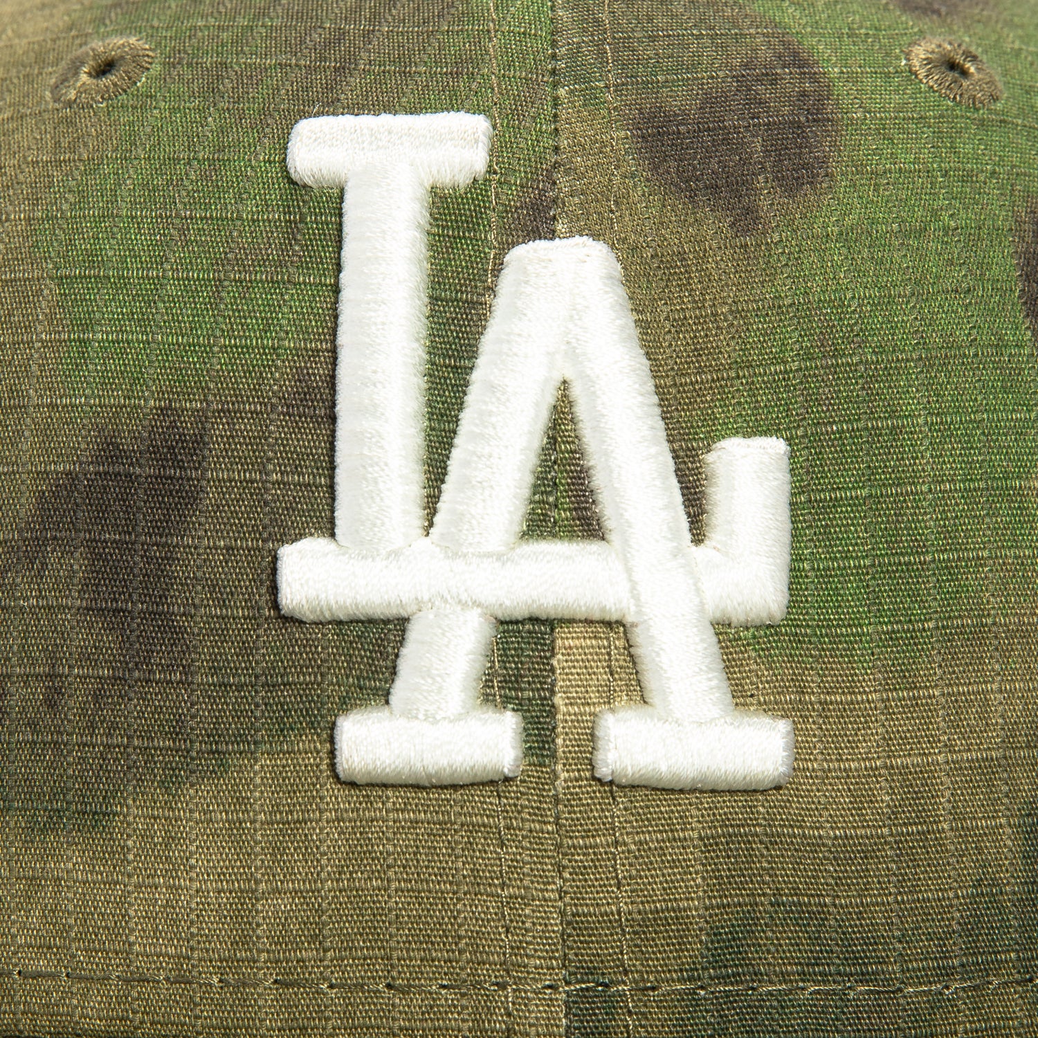 New Era 59Fifty Los Angeles Dodgers 50th Anniversary Camo Baseball Cap with Stadium Patch - Water Color Camouflage Design for Men's Fashion & Sports Fans