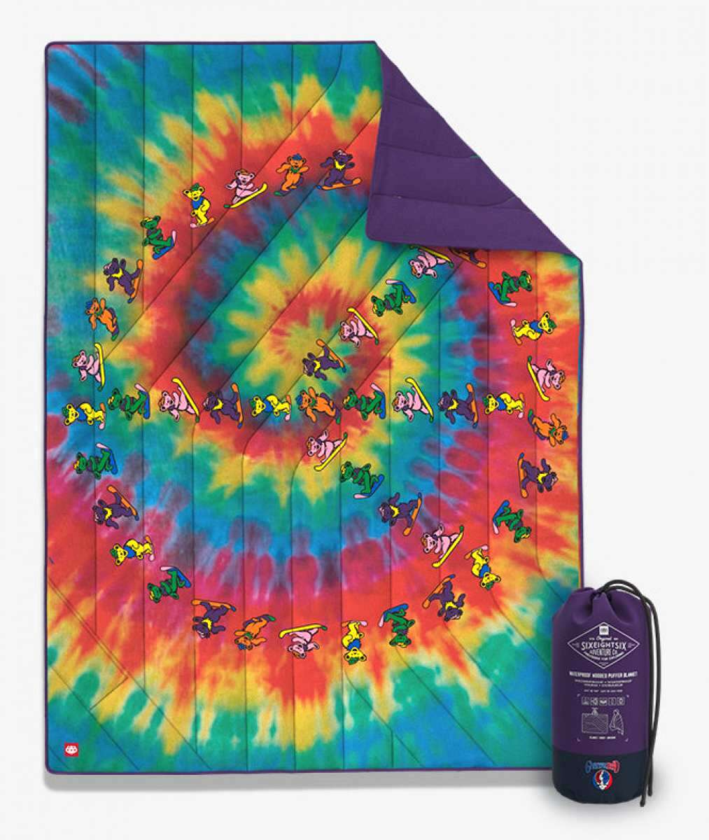 686 x Grateful Dead Waterproof Hooded Puffer Blanket 2023 - Cozy Outdoor Camping Gear for Music Festivals, Tailgating & Winter Adventures
