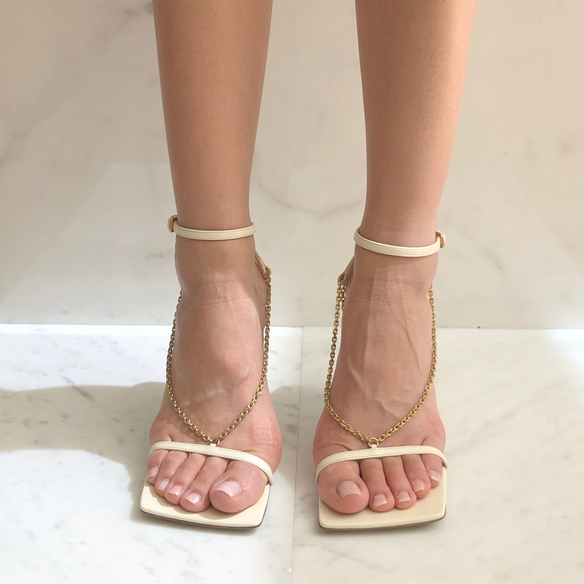 Stretch Chain Sandals for Women - Comfortable Beach Sandals with Adjustable Straps - Sea Salt Color - Perfect for Summer, Vacation, and Casual Outings