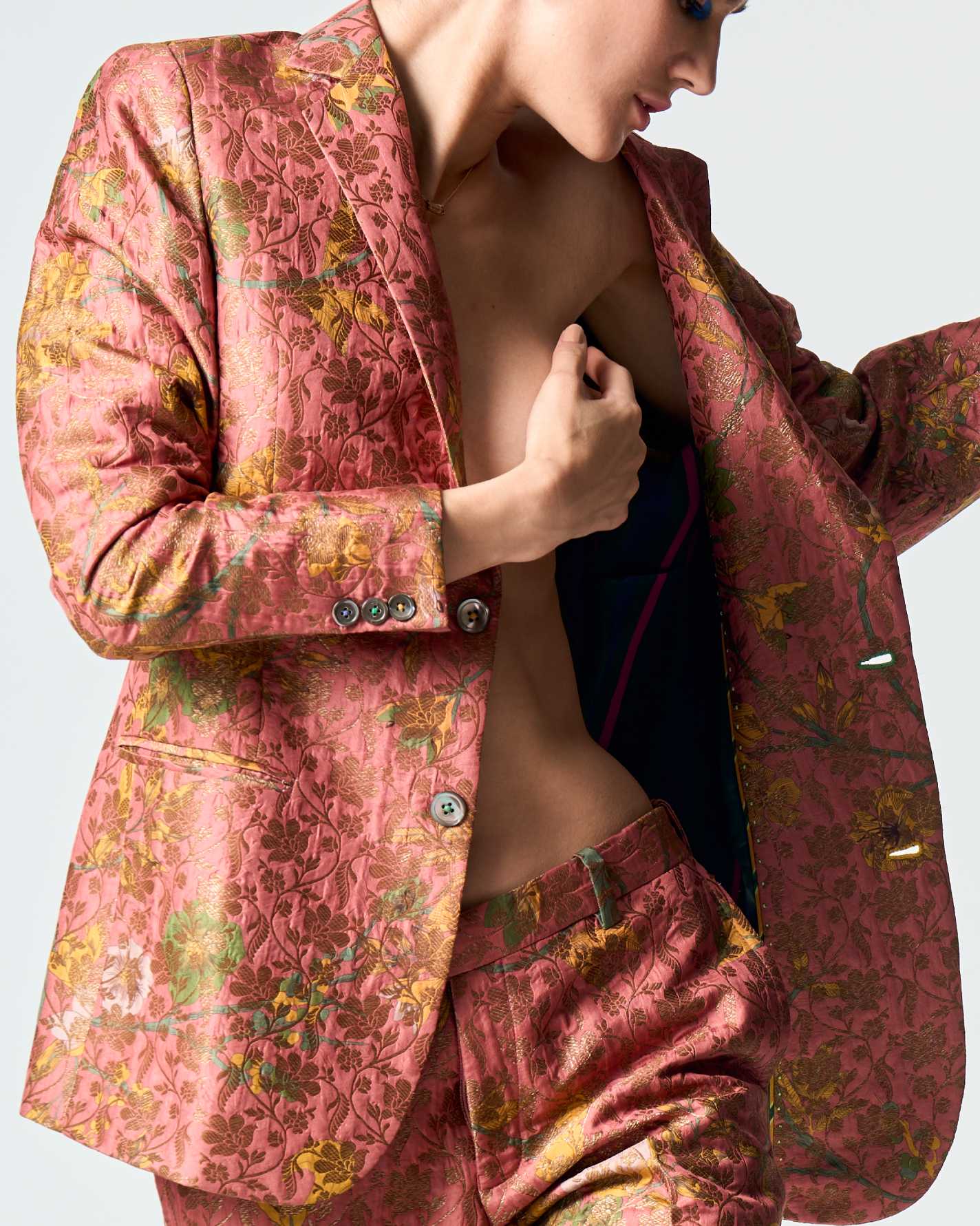 Elegant Rana Blazer in Silk Brocade with Rose Pattern - Perfect for Office Wear, Cocktail Parties & Formal Events