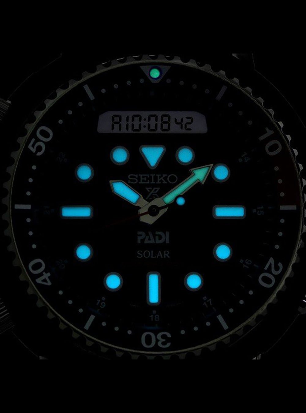 SEIKO PROSPEX Professional Diver Scuba Watch SBEQ003 JDM - Perfect for Deep Sea Diving, Snorkeling & Water Sports