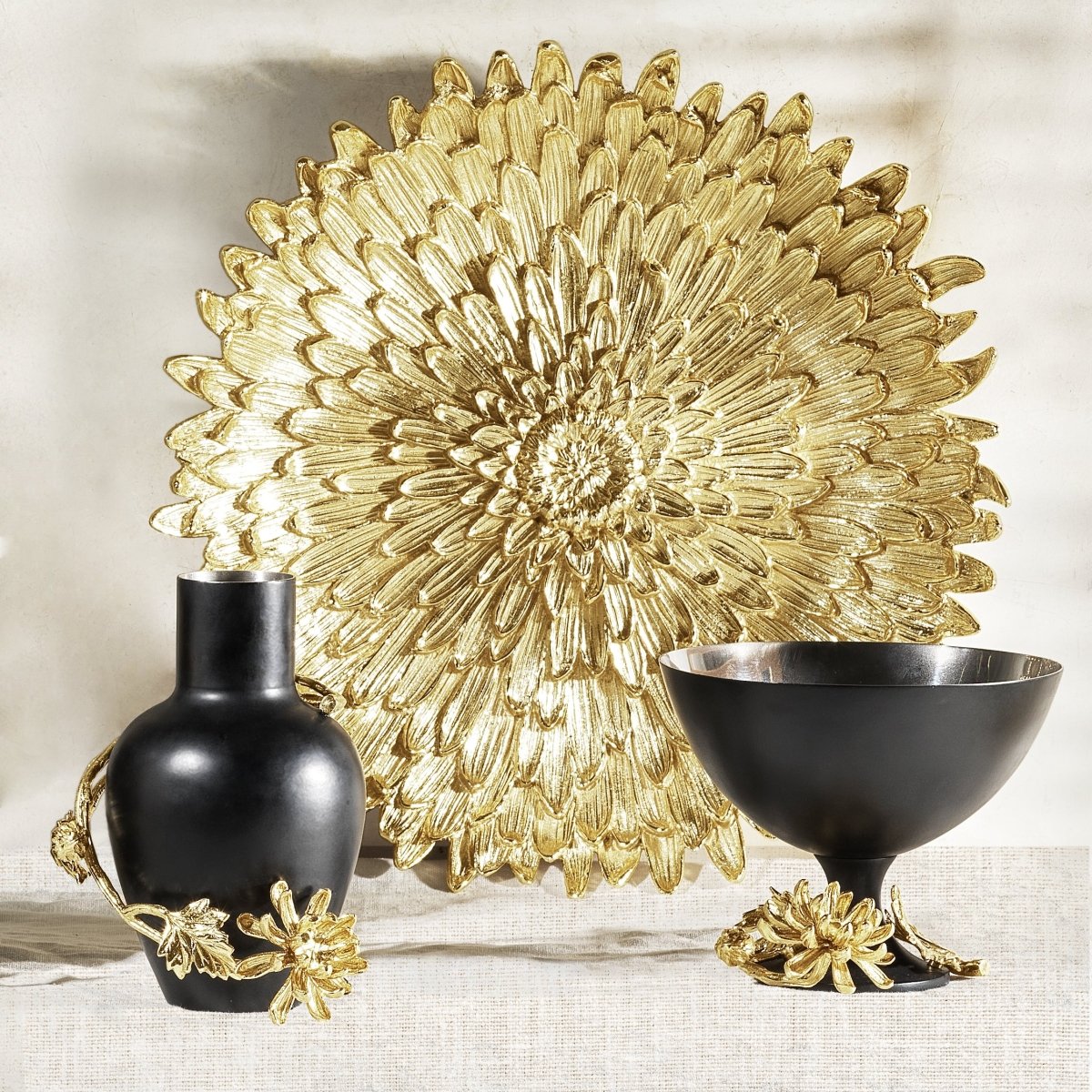 Elegant Dahlia Floral Centerpiece Platter - Large Decorative Serving Tray for Dining Table, Wedding, Party Decor & Home Entertaining