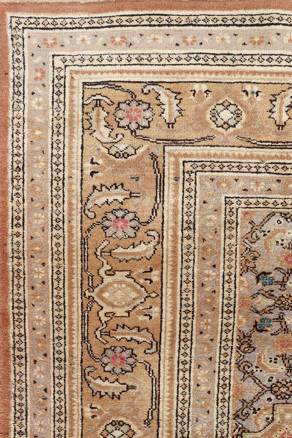 Handwoven Antique Tabriz Traditional Persian Rug JF8587 - Perfect for Living Room, Bedroom & Home Decor