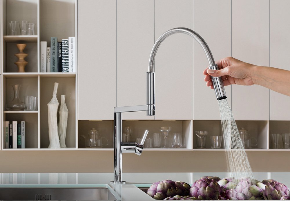 Doeco Royal Move 92400 Kitchen Faucet - Modern Pull-Down Sprayer for Easy Cooking & Dishwashing in Your Home