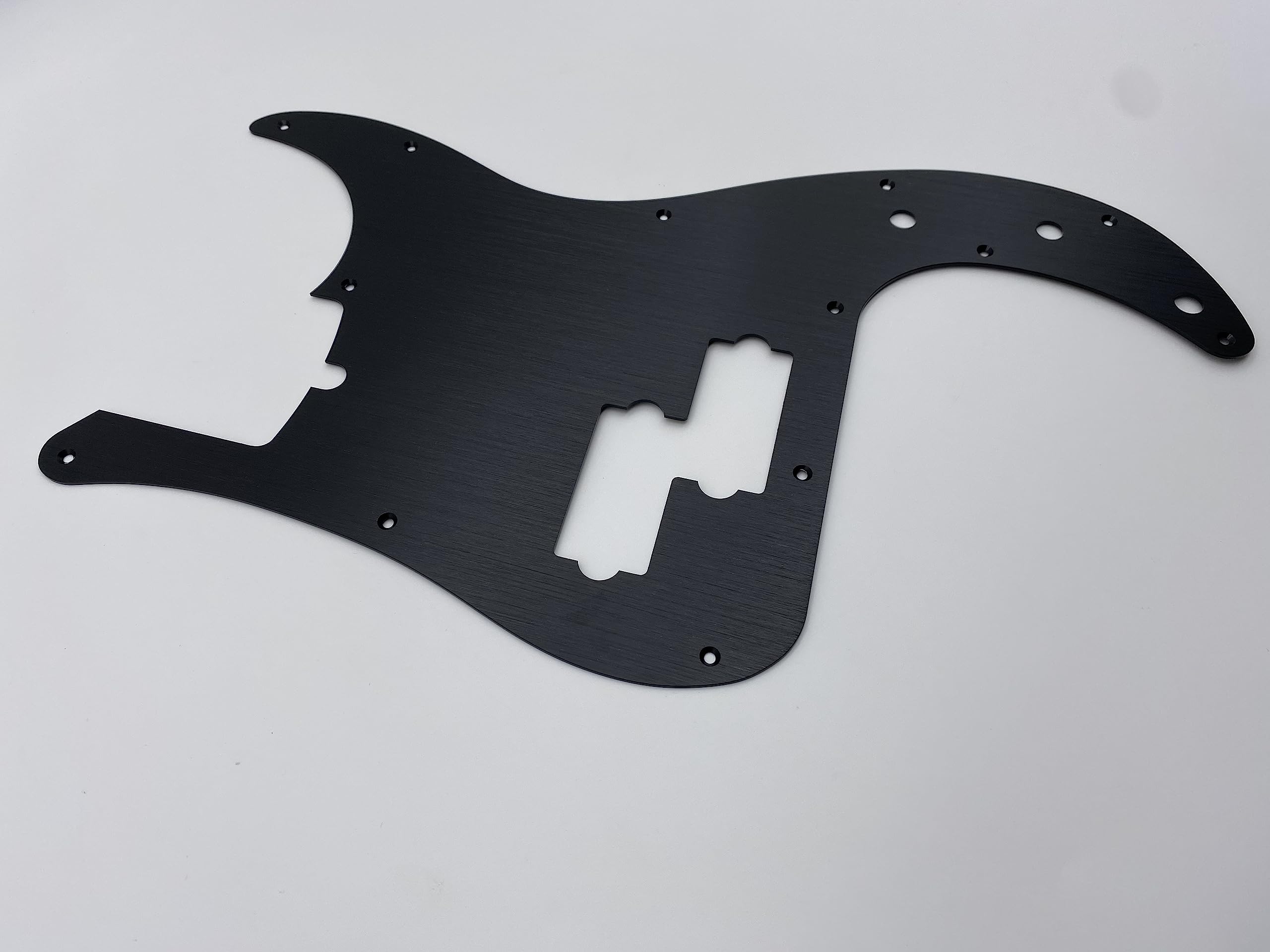 Fender PB P Bass Pickguard - 13 Hole Aluminum Alloy Scratch Plate for 4-String Electric Bass, Fits American & Mexican Models (Black) | Perfect for Guitar Upgrades & DIY Repairs