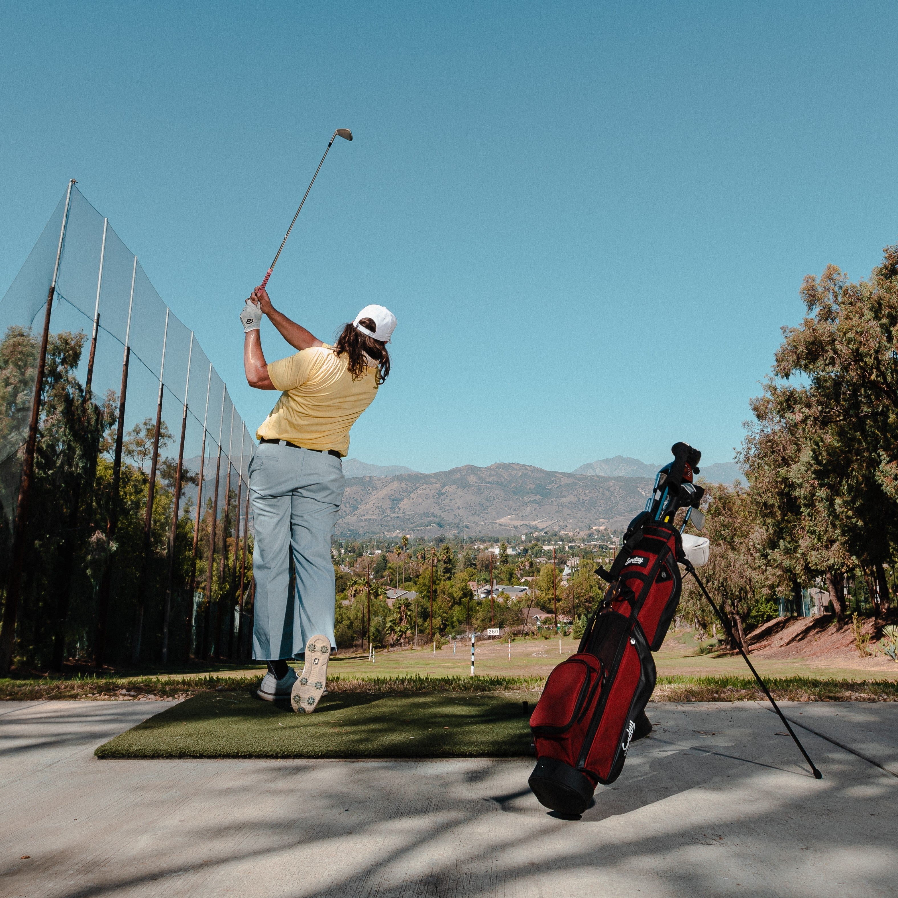 Sunday Golf LOMA XL Stand Bag - Lightweight Golf Carry Bag with 5-Way Divider | Perfect for Weekend Golfers & Travel | Ron Burgundy Color