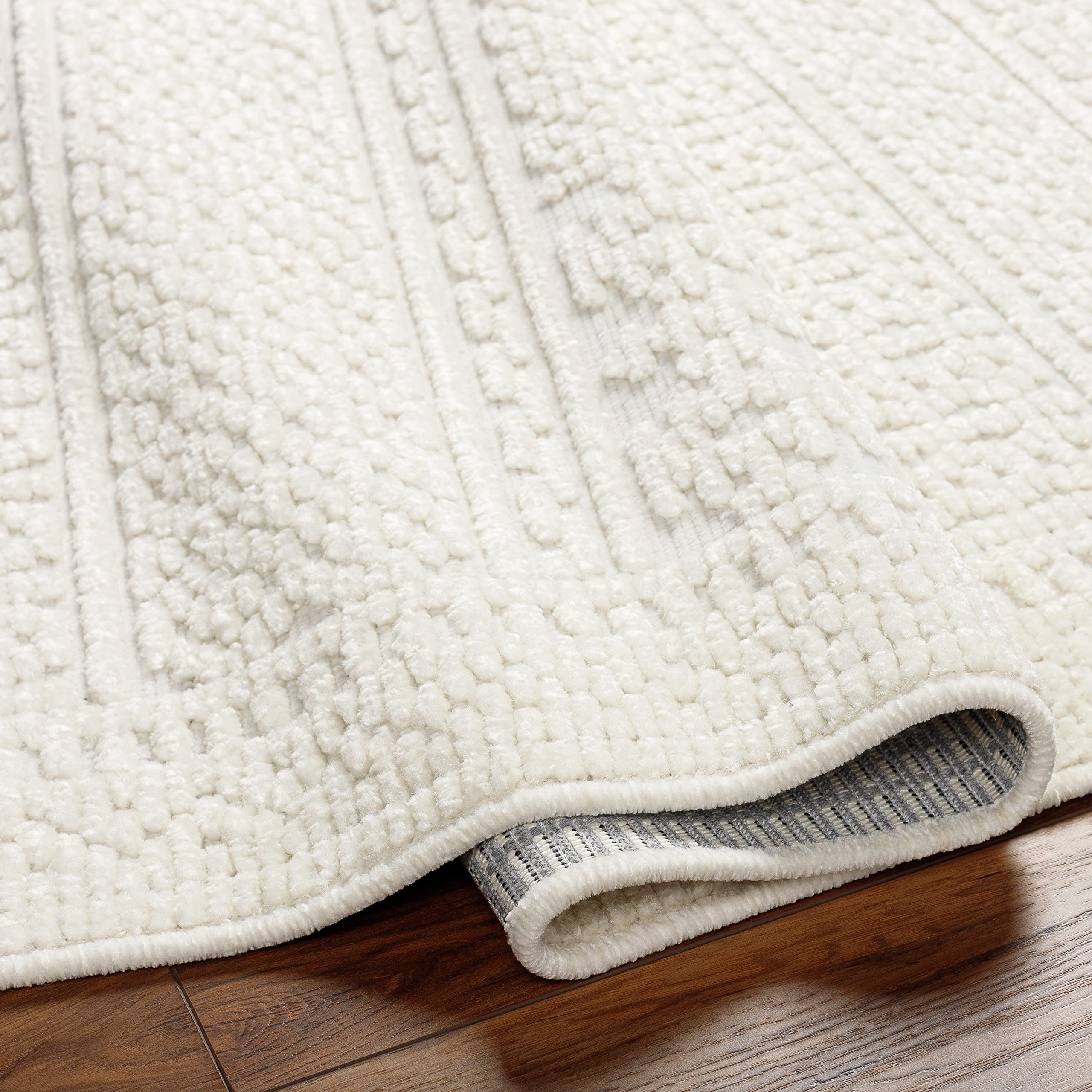 Livabliss Lyna Solid Washable Area Rug 5' x 7'2