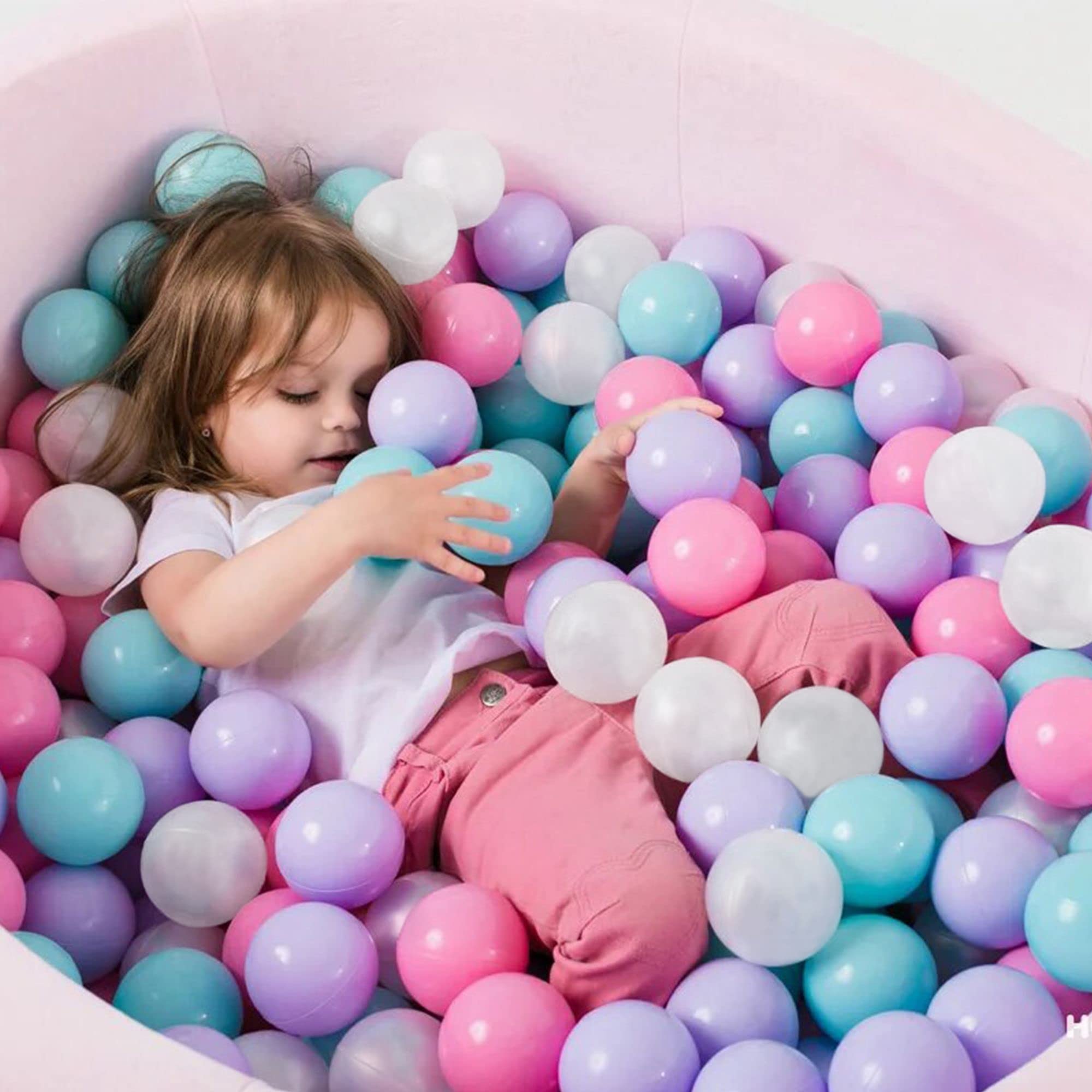 YUFER 1000-Pack Soft BPA-Free Crush Proof Ball Pit Balls for Toddlers (1-3 Years) - 2.2 Inch Non-Toxic Play Balls for Kids Play Tents, Indoor Pools & Sensory Play - Perfect for Birthday Parties, Daycare Centers & Backyard Fun