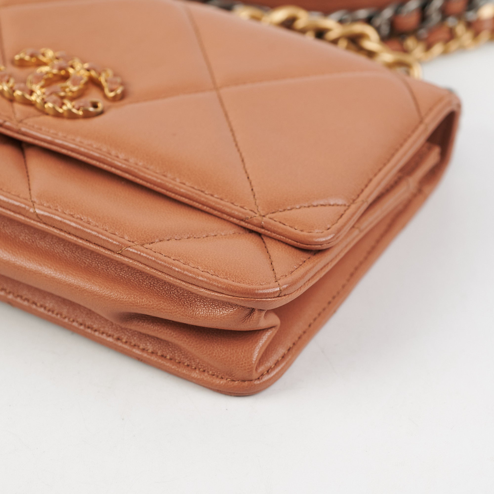 Chanel 19 Wallet on Chain WOC Lambskin Leather Crossbody Bag in Caramel - Perfect for Everyday Use, Date Night & Special Occasions