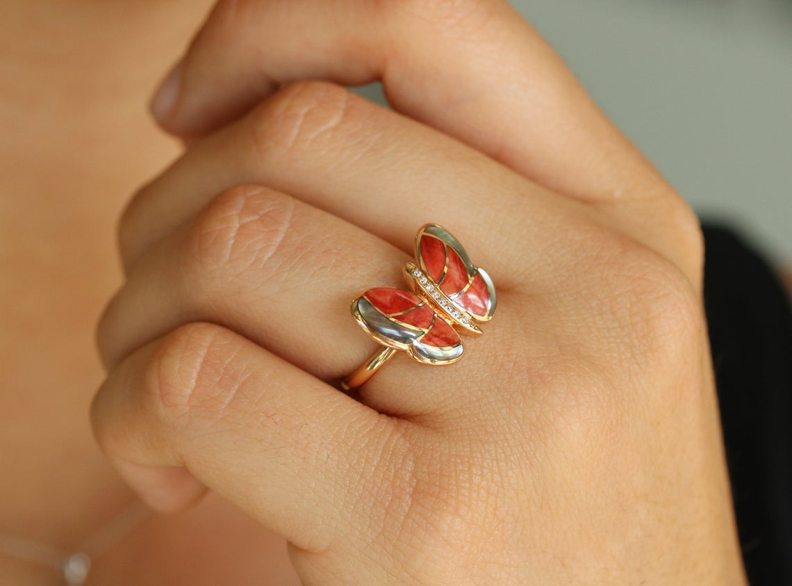 18K Rose Gold Mother of Pearl & Agate Butterfly Ring - Elegant Jewelry for Women, Perfect for Weddings, Anniversaries & Special Occasions