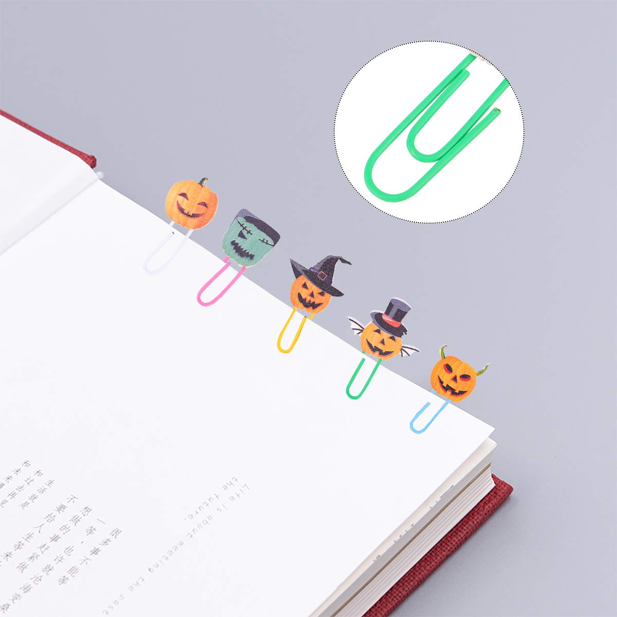 SOIMISS 30pcs Halloween Pumpkin Chip Clips - Wooden Decorative Paper Clips for Home, School, Office & Halloween Party Decorations - Perfect for Gift Wrapping, Bulletin Boards and Craft Projects