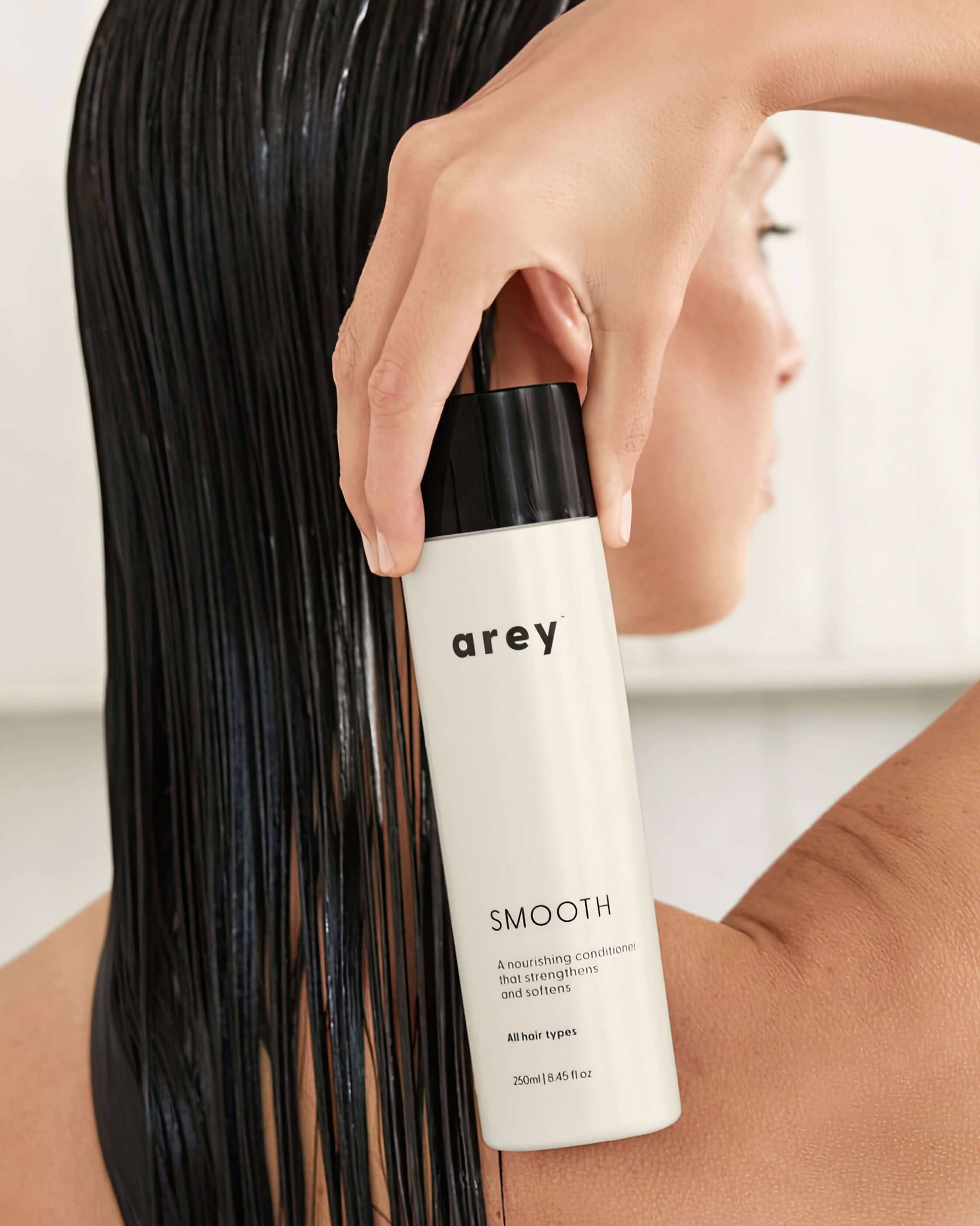 Best Smoothing Conditioner for Dry & Damaged Hair - Hydrating & Repairing Hair Treatment for Frizz Control & Shine - Perfect for Daily Use & Salon-Quality Results at Home