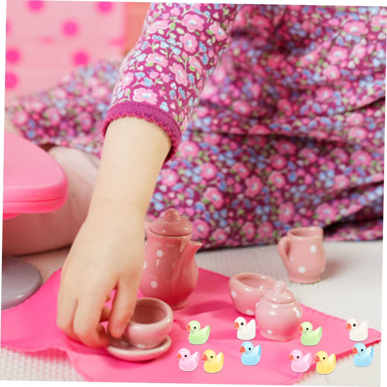 INOOMP 200 Pcs Mini Duck Toy Set - Cute Miniature Rubber Duck Figures for Kids Bath Time, Party Favors, Baby Shower Decorations & Sensory Play