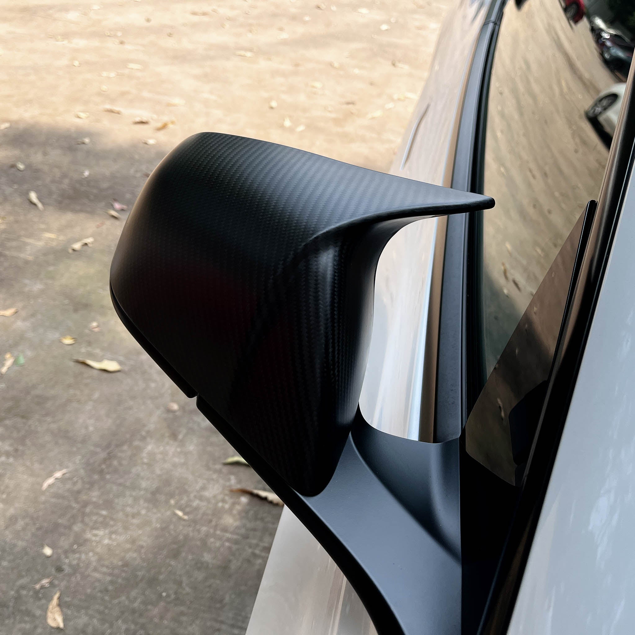 Premium Real Carbon Fiber Mirror Caps for Tesla Model 3/Y & 2024+ Model 3 Highland - Lightweight & Durable Exterior Upgrade for Enhanced Style & Protection (Perfect for Car Enthusiasts & Custom Builds)