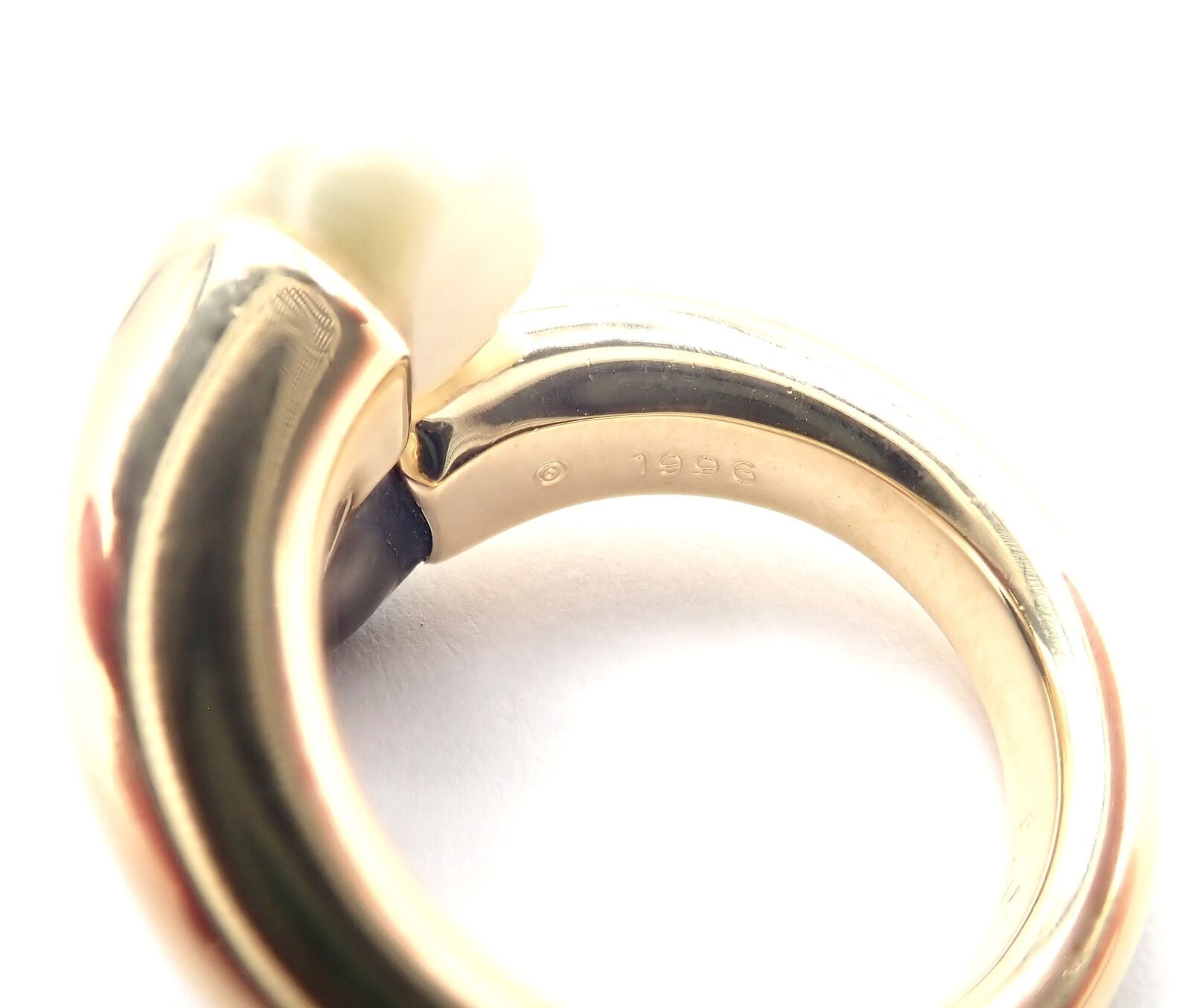 Authentic Cartier Toi Et Moi 18k Yellow Gold White Black Pearl Bypass Band Ring - Luxury Jewelry for Weddings, Anniversaries & Special Occasions