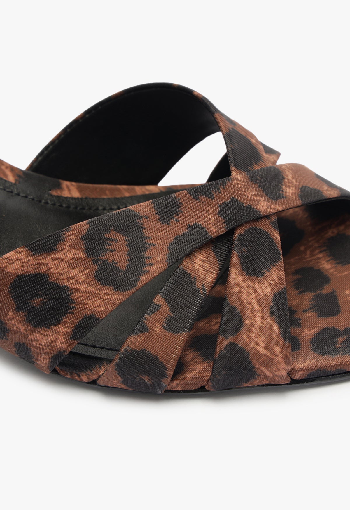 Keefa Comfortable Mid Sandal for Women - Breathable & Supportive Walking Shoes - Perfect for Hiking, Travel & Everyday Wear