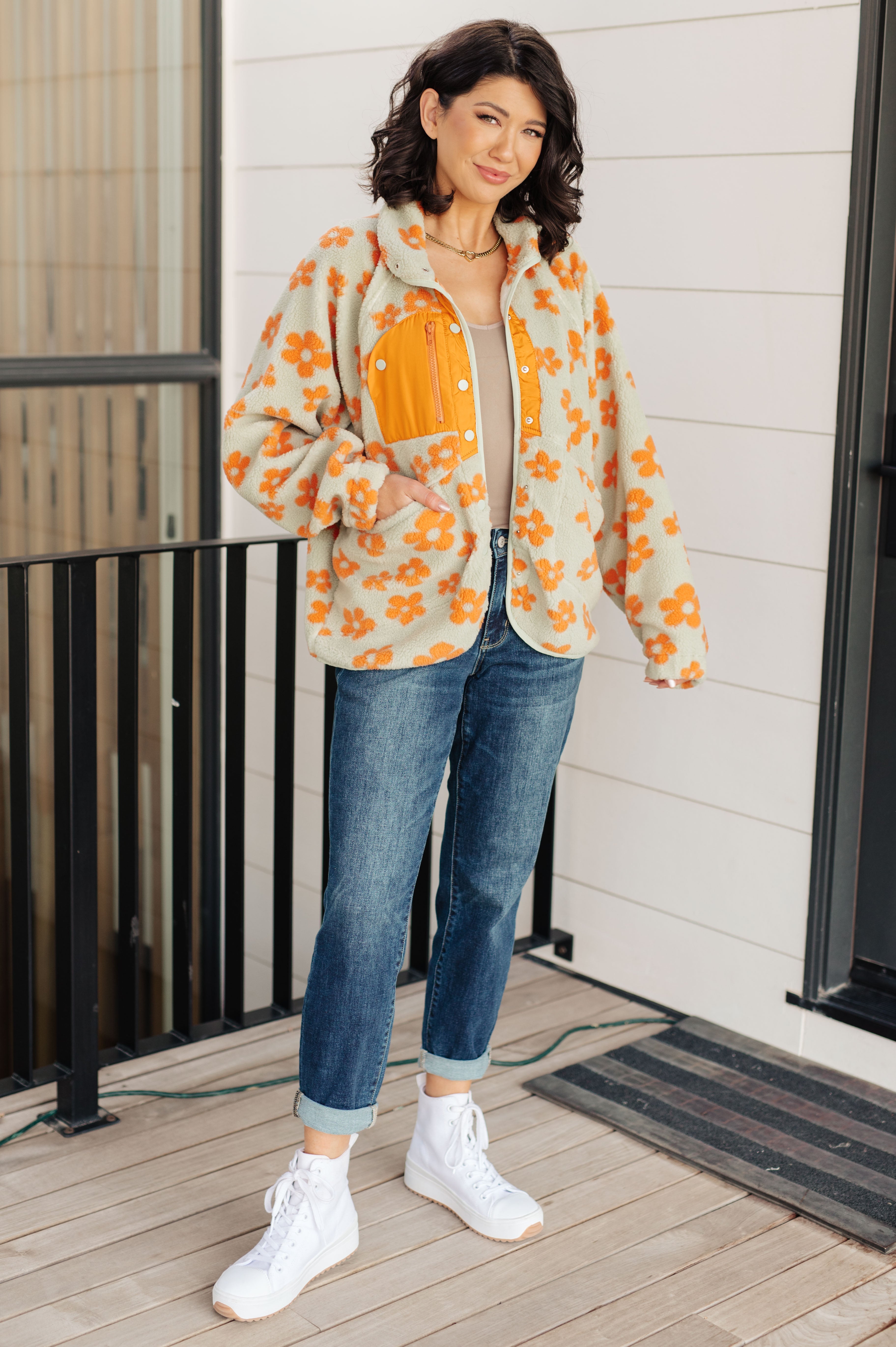 Love It Don't Leave It Floral Fleece Jacket for Women - Cozy Winter Outerwear - Perfect for Casual Outings, Date Nights & Fall Layering