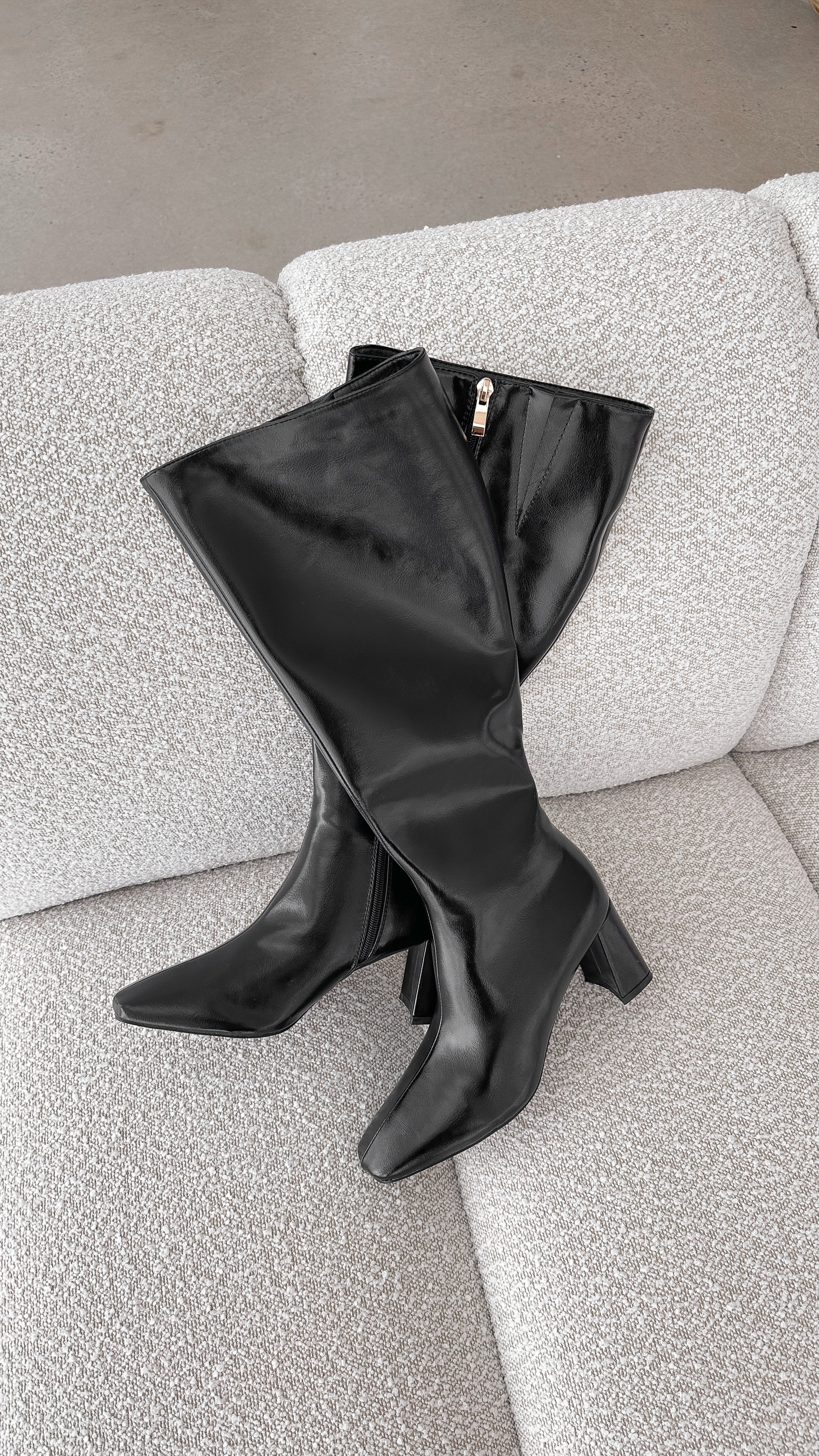 Friska Boot Black Shimmer - Stylish Women's Ankle Boots for Fall & Winter Fashion | Perfect for Casual Outfits, Office Wear & Night Out