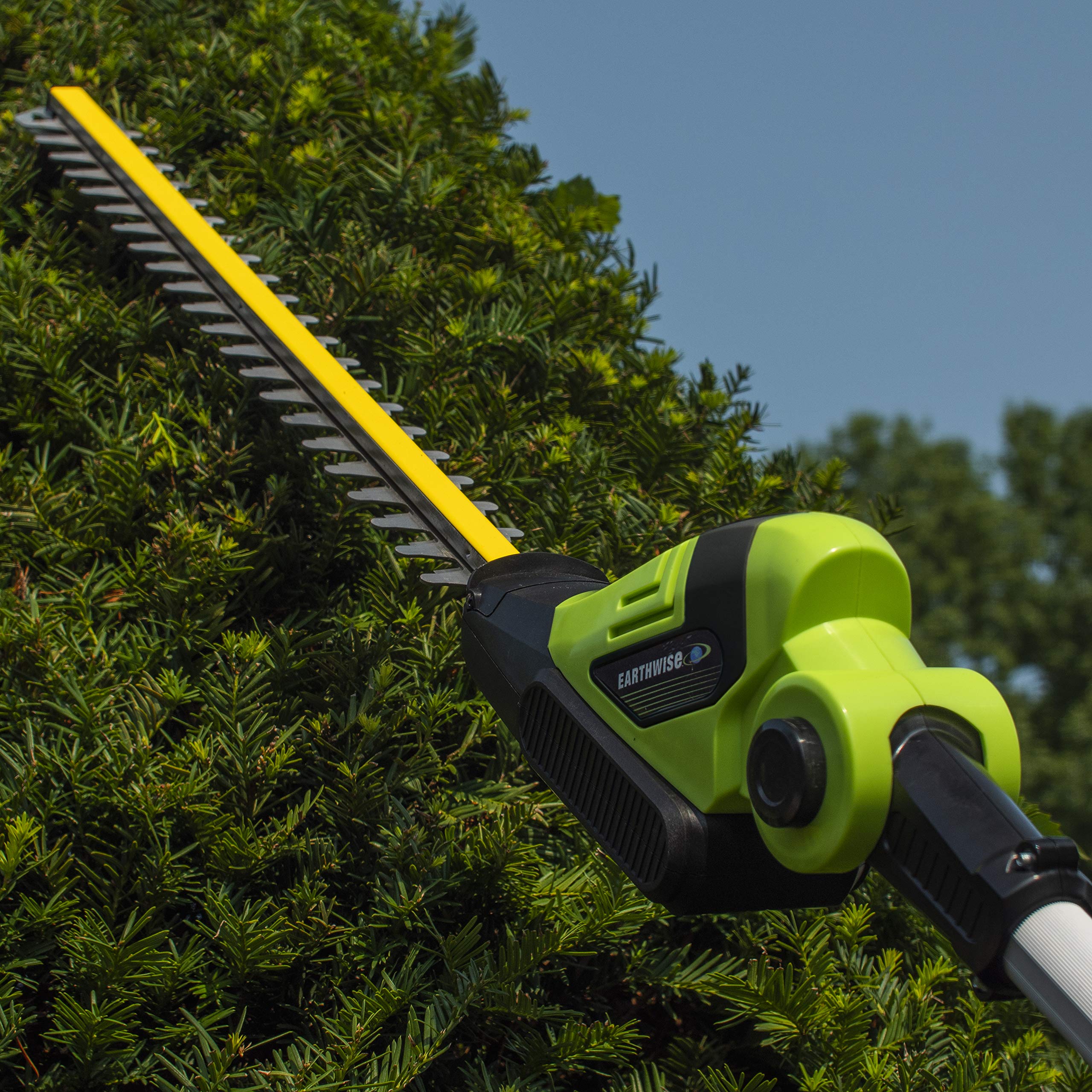 Earthwise LPHT12022 20-Inch Cordless Pole Hedge Trimmer with 2.0AH Battery & Fast Charger - Lightweight Electric Hedge Clipper for Tall Bushes, Tree Trimming & Garden Maintenance
