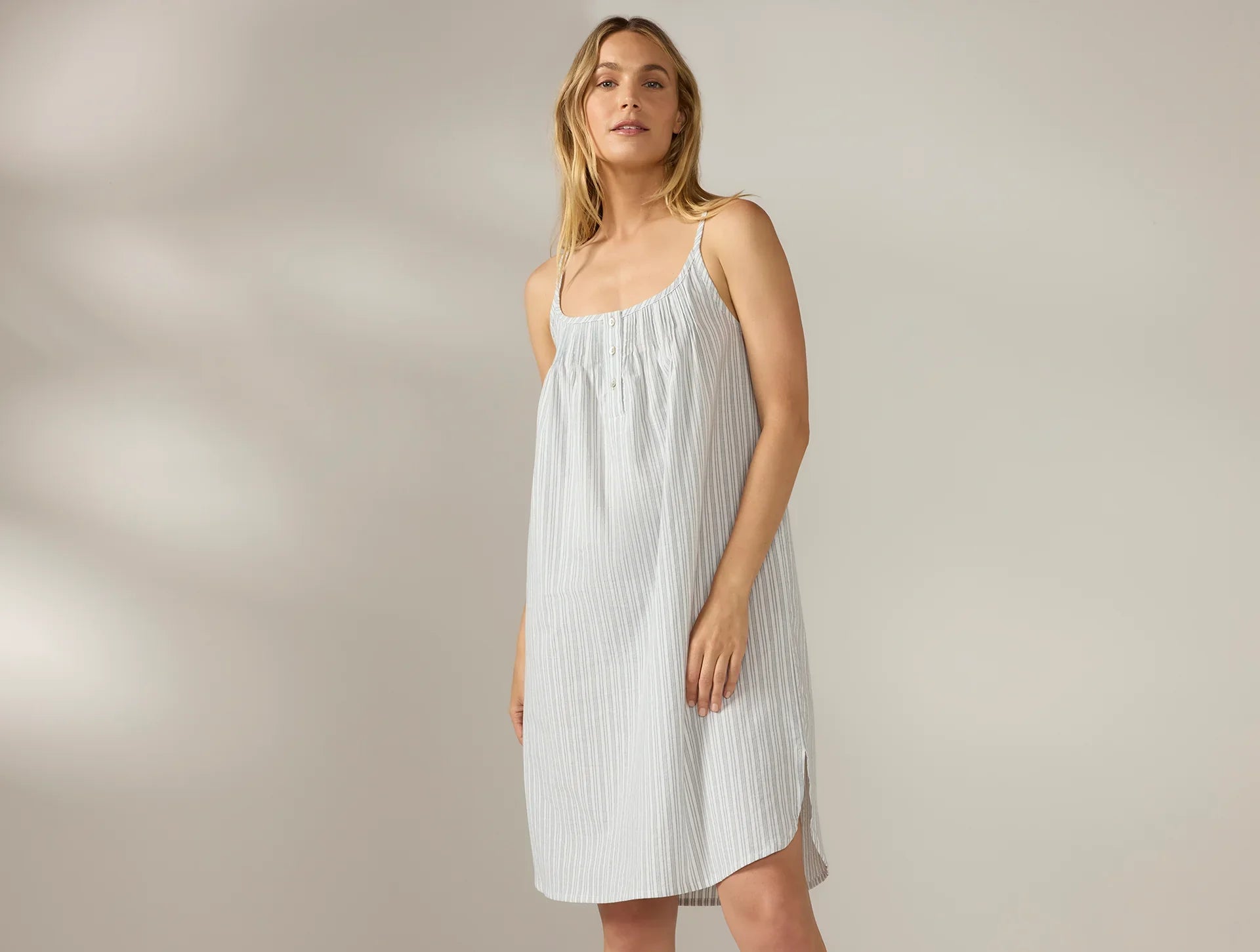 Organic Cotton Nightgown for Women - Soft & Breathable Sleepwear - Perfect for Relaxing at Home or Comfortable Sleep