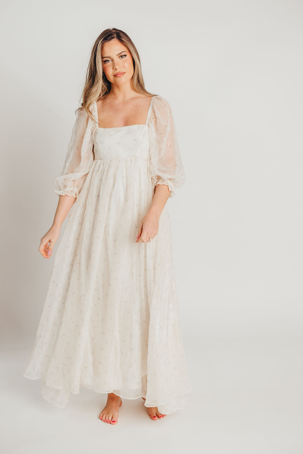 Butter Floral Smocked Maternity Maxi Dress - Bump Friendly, Inclusive Sizing S-3XL for Pregnancy, Baby Showers & Summer Vacations
