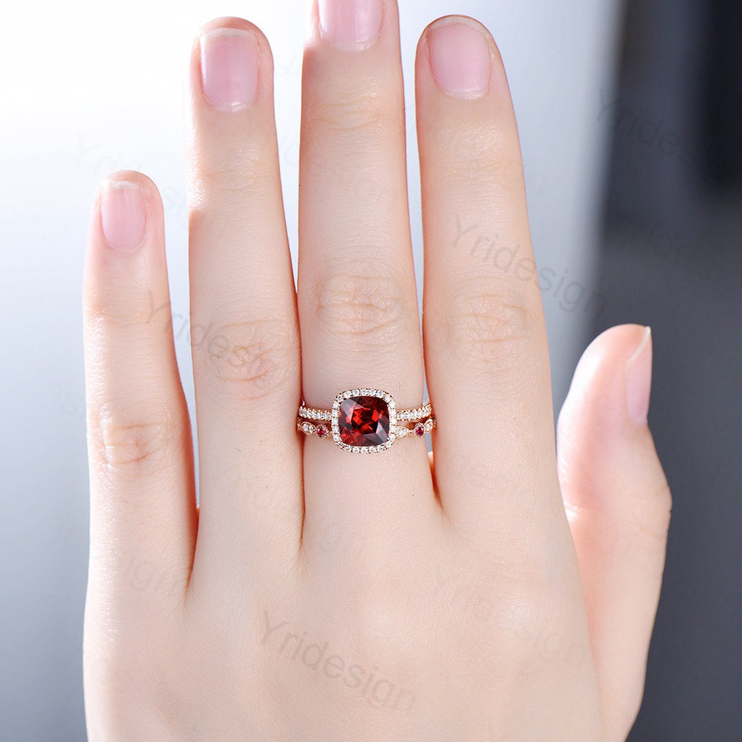 14K Rose Gold Vintage Cushion Cut Garnet Wedding Ring Set for Women - Art Deco Halo Diamond Bridal Engagement Ring | Perfect for Weddings, Anniversaries & Special Occasions