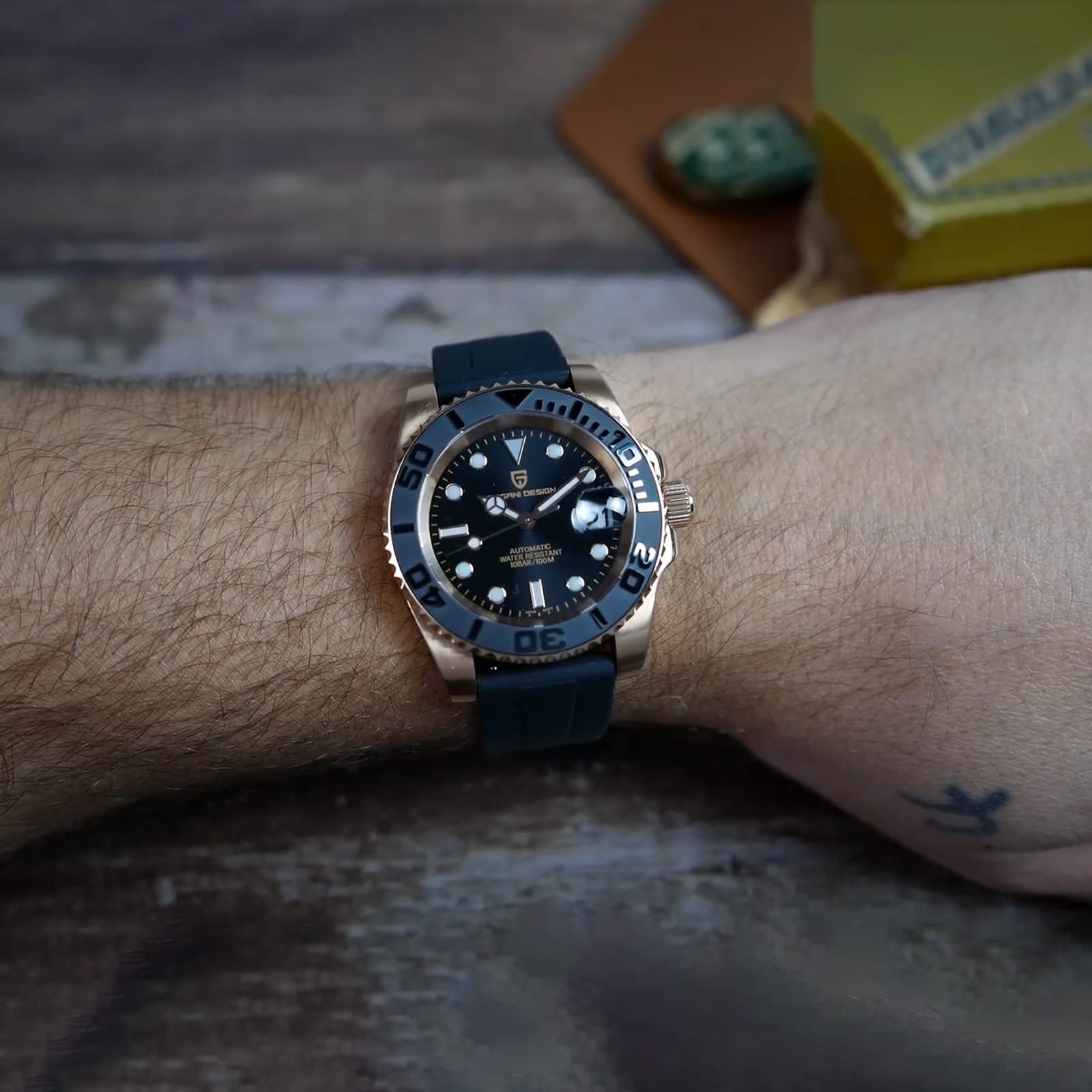 Pagani Design Automatic Men's Watch NH35 Mechanical 100M Waterproof for Yachting & Diving