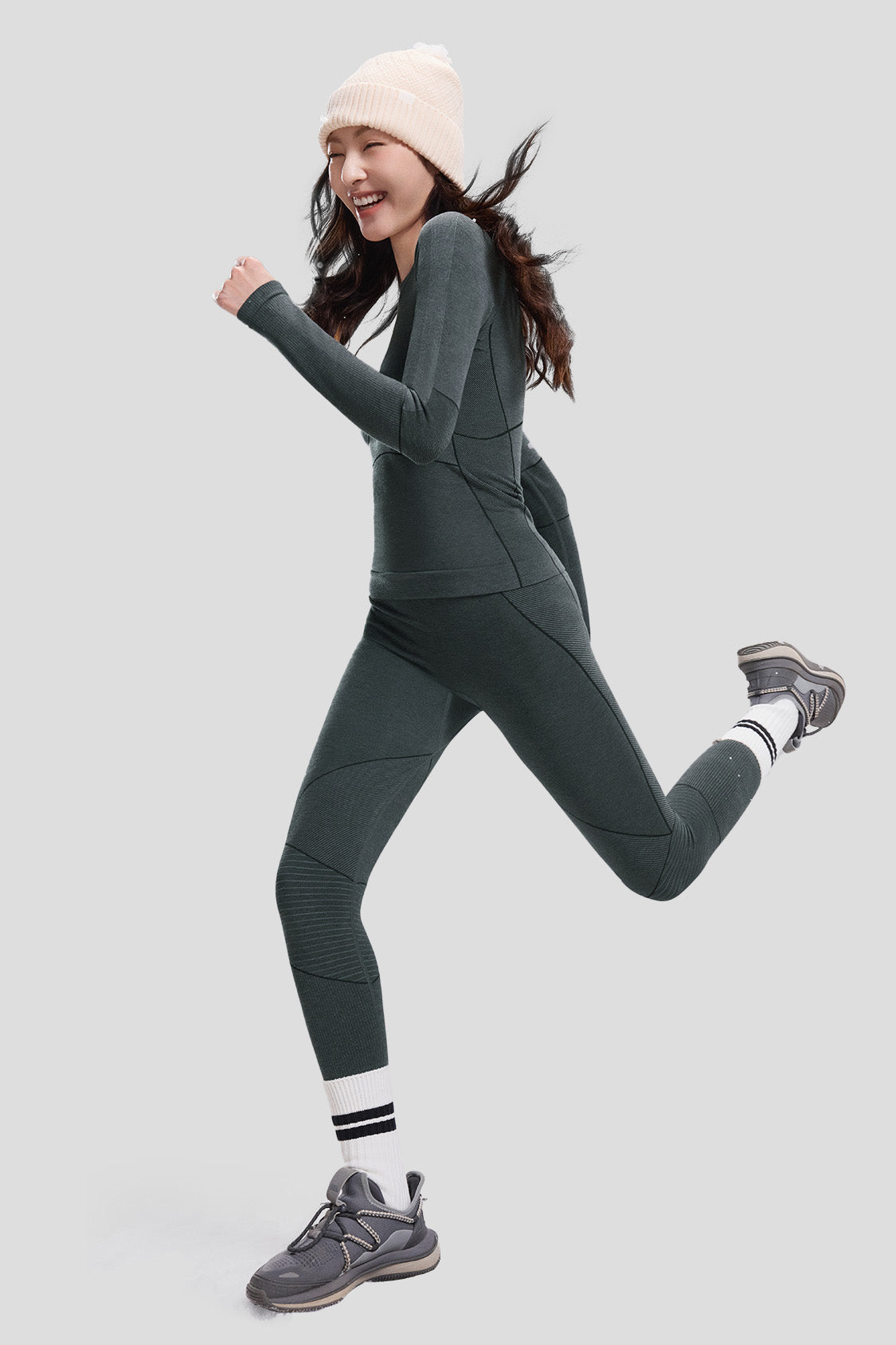 ActiveFlex Women's Sport Performance Set - High-Quality Workout Outfit for Running, Yoga & Gym - Perfect for Active Lifestyles & Fitness Enthusiasts