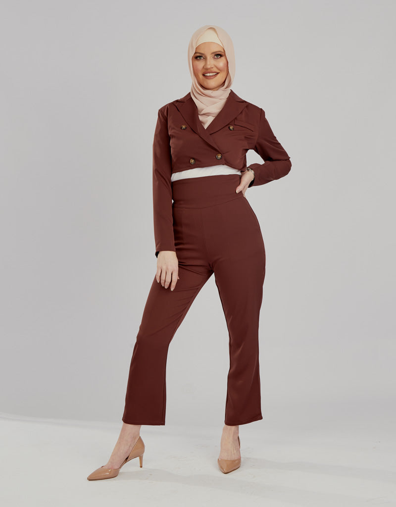 Stylish Pristine Crop Jacket for Women - Trendy Denim Outerwear for Spring & Fall - Perfect for Casual Outings, Streetwear Fashion, and Layering