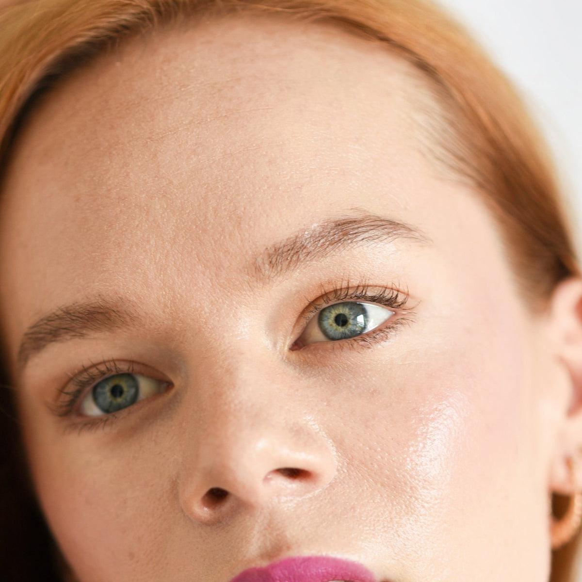 Natural Almond Mascara - Volumizing & Lengthening for Luscious Lashes | Hypoallergenic & Cruelty-Free | Perfect for Everyday Wear & Special Occasions