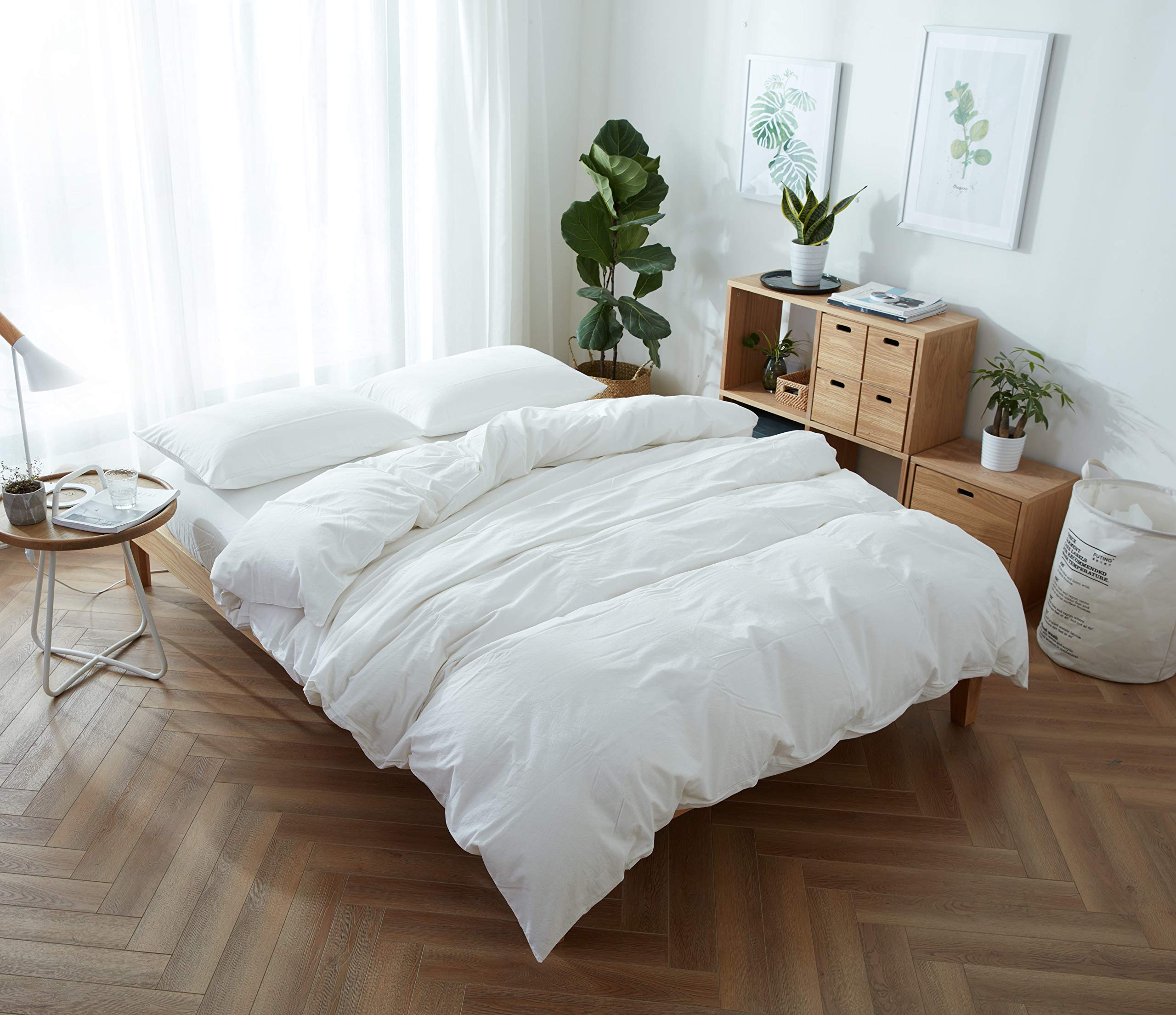 MOON'S SLEEPWARES Herse Series 100% Cotton 200 Thread Count King Size Duvet Cover Set with 2 Pillowcases - White | Luxury Bedding for Master Bedroom & Guest Room | Ultra Soft Breathable Duvet Cover for All Seasons