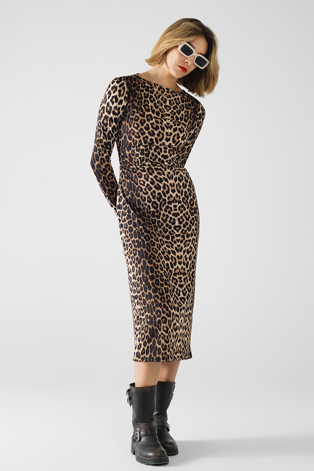 Leopard Print Spandex Robe with Waist Pleats - Stylish & Comfortable Loungewear for Women, Perfect for Home Relaxation, Spa Days & Cozy Evenings