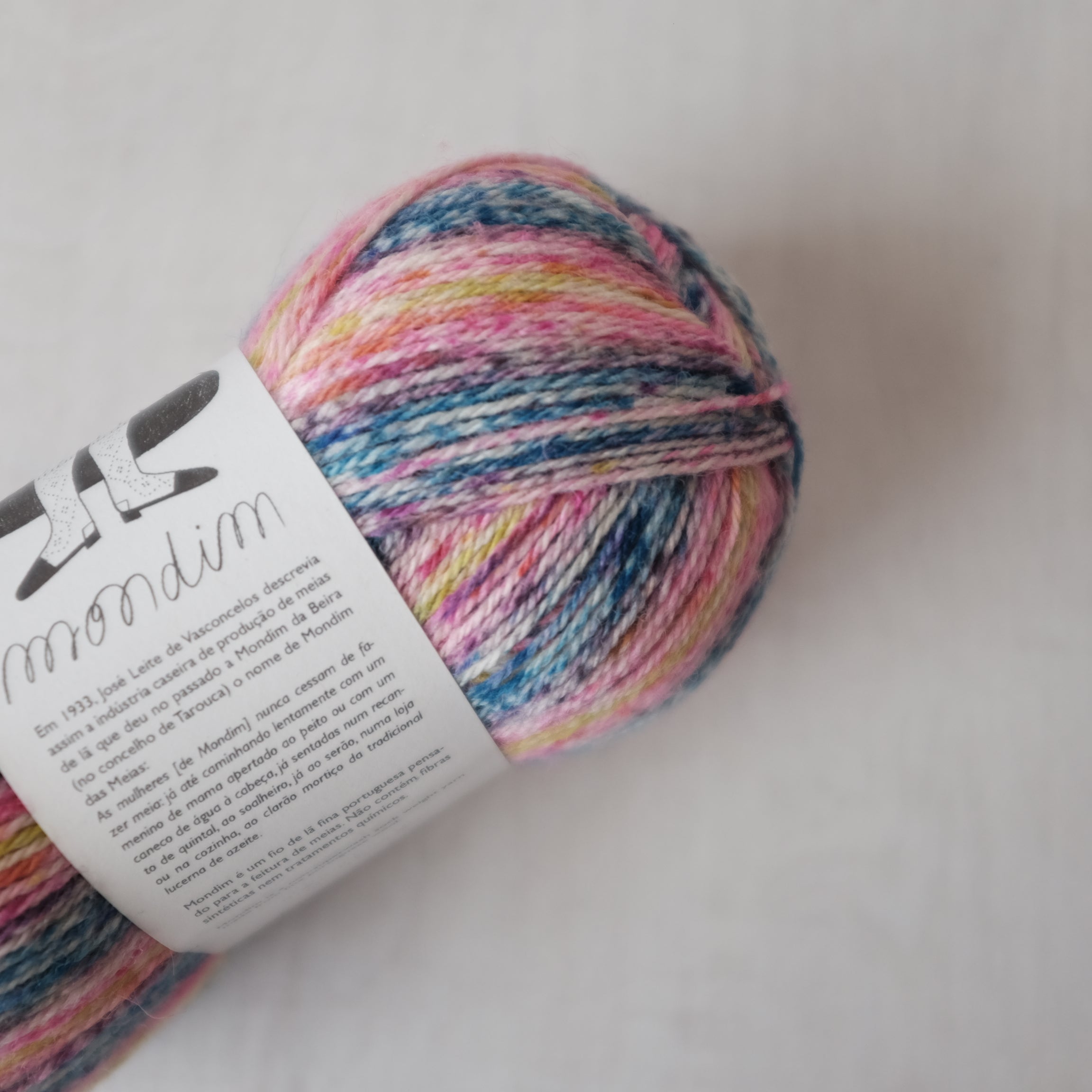 Retrosaria Mondim - Premium Yarn & Knitting Supplies for Handmade Crafts | Perfect for DIY Knitting, Crochet, and Weaving Projects
