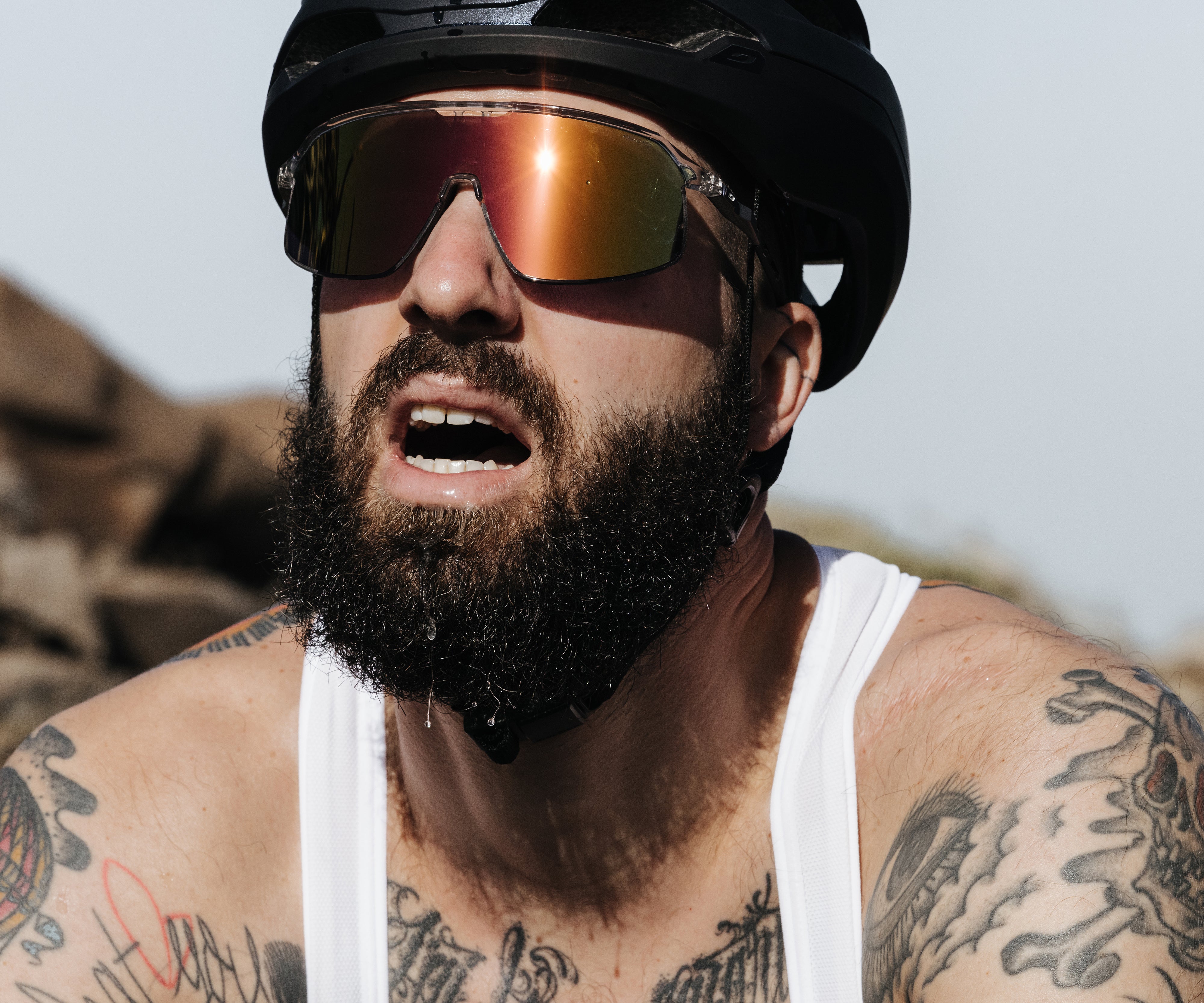 Premium Polarized Sunglasses J561 - UV Protection, Lightweight & Stylish for Outdoor Activities, Driving, Beach & Travel