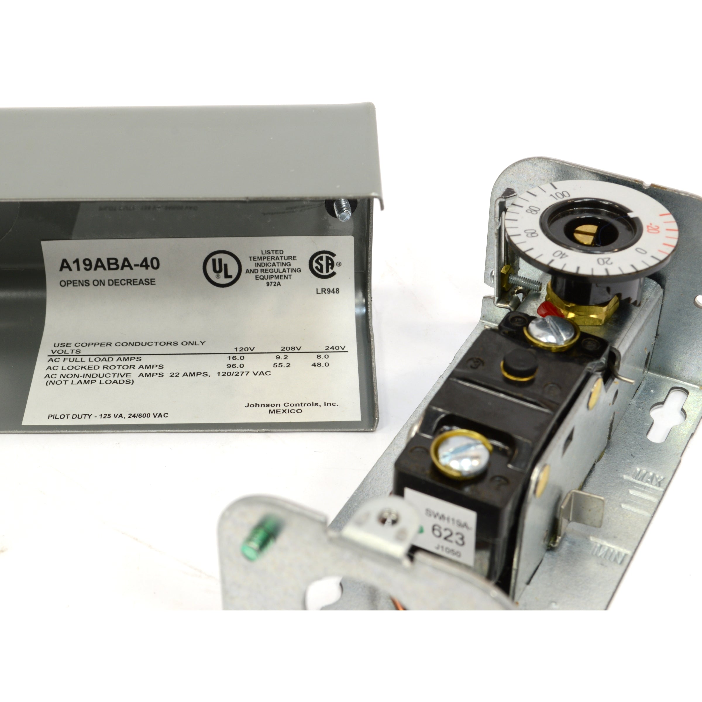 Johnson Controls A19ABA-40 Remote Bulb Temperature Control Thermostat - HVAC System, Refrigeration & Industrial Temperature Regulation