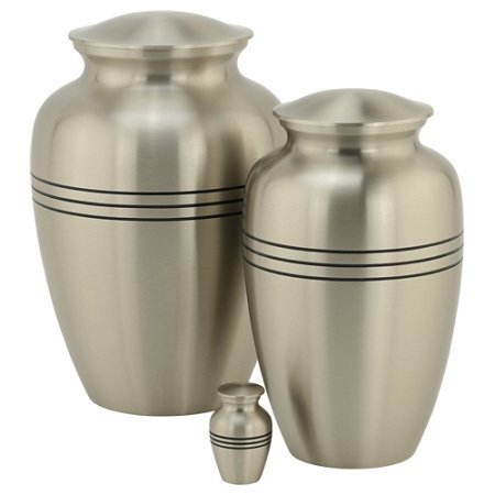 Handcrafted Premium Solid Brass Pet Urn - Classic Pewter Finish with Free Microfiber Cleaning Cloth (Large Size) | Memorial Keepsake for Beloved Dogs & Cats | Perfect for Home Display or Burial Ceremony