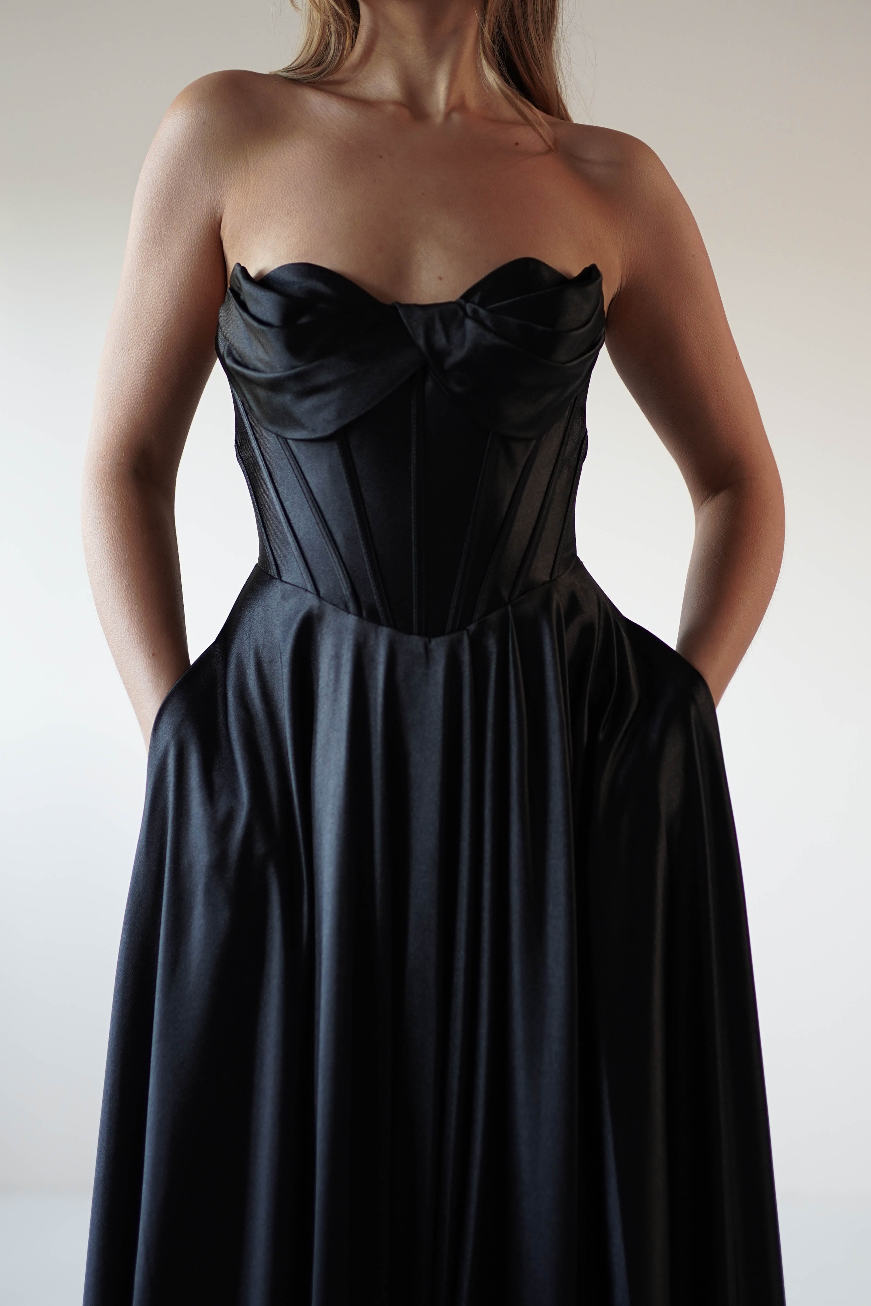 Elegant Kristi Strapless A-Line Gown for Women - Black Formal Dress for Prom, Evening Party & Special Occasions