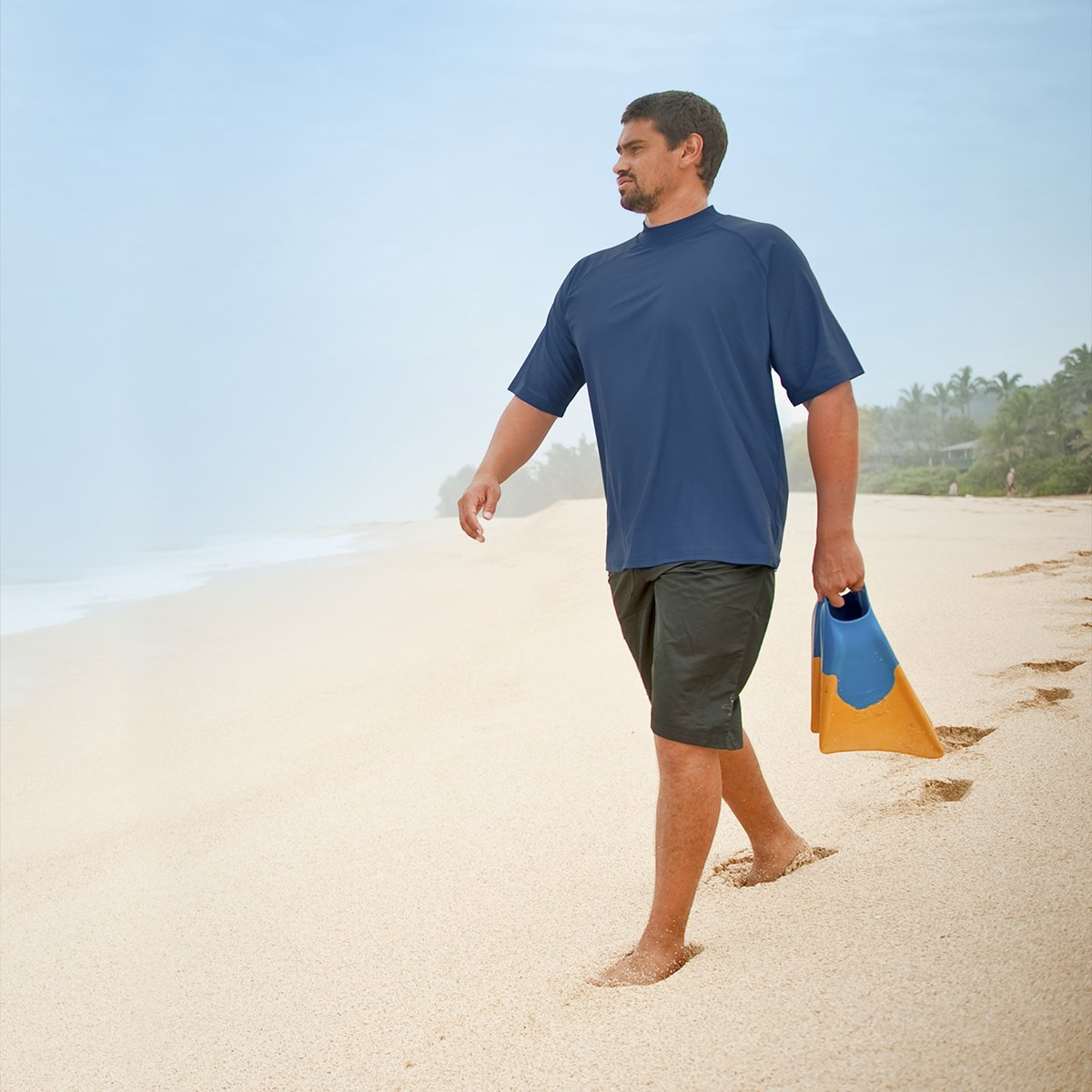 UV SKINZ Men’s UPF 50+ Sun Protection Short Sleeve Swim Shirt - Quick Dry, Lightweight Rash Guard for Swimming, Beach, Surfing & Outdoor Activities