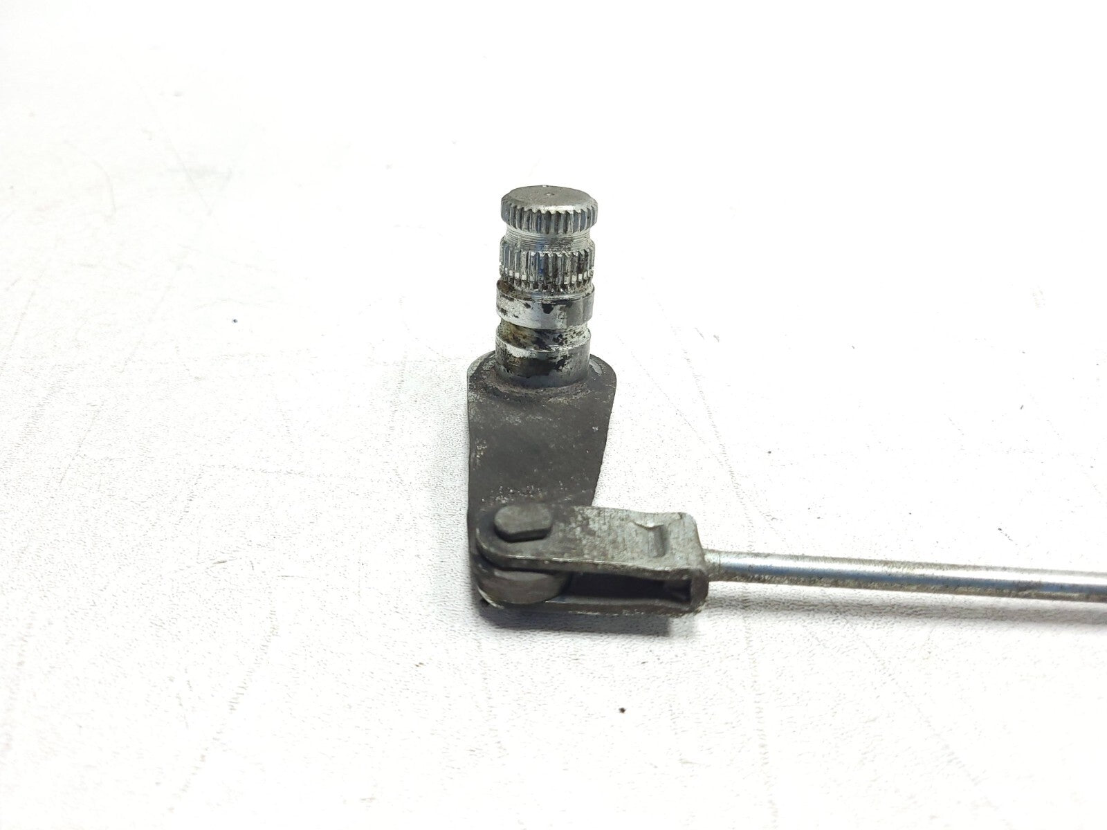 Yamaha V Star 650 XVS650 Classic OEM Shifter Lever Rod Link - Replacement Part for Motorcycle Repair & Maintenance