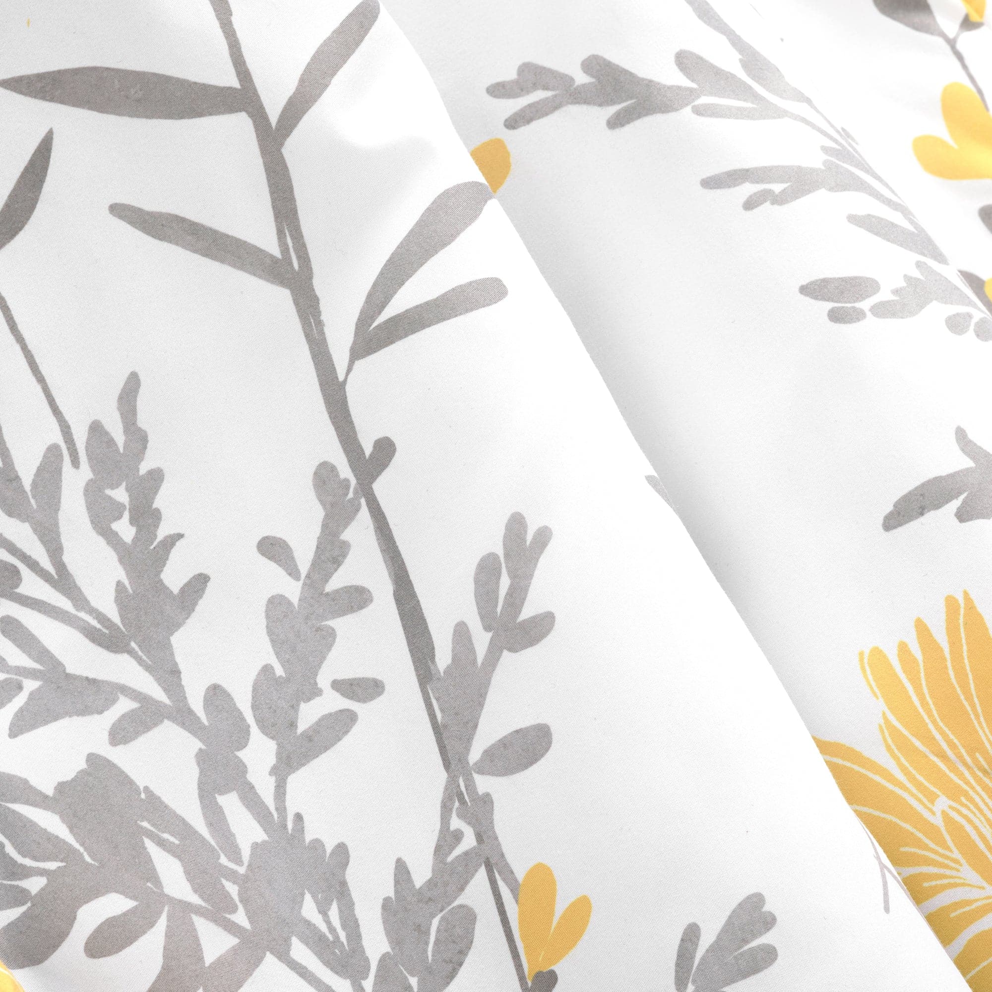 Reversible Aprile Throw Blanket - Soft & Cozy Double-Sided Design for Couch, Bed, or Sofa - Perfect for Home Decor, Gifts, and All Seasons Use