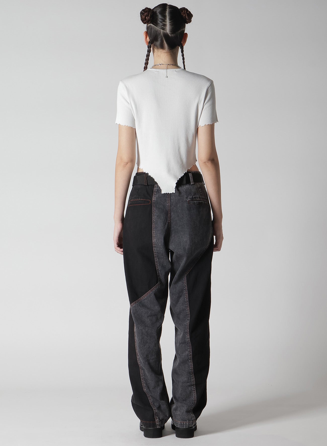 Distressed Crushed Rib Stitch T-Shirt with Raw Hem | Trendy Vintage Style for Casual Wear & Street Fashion