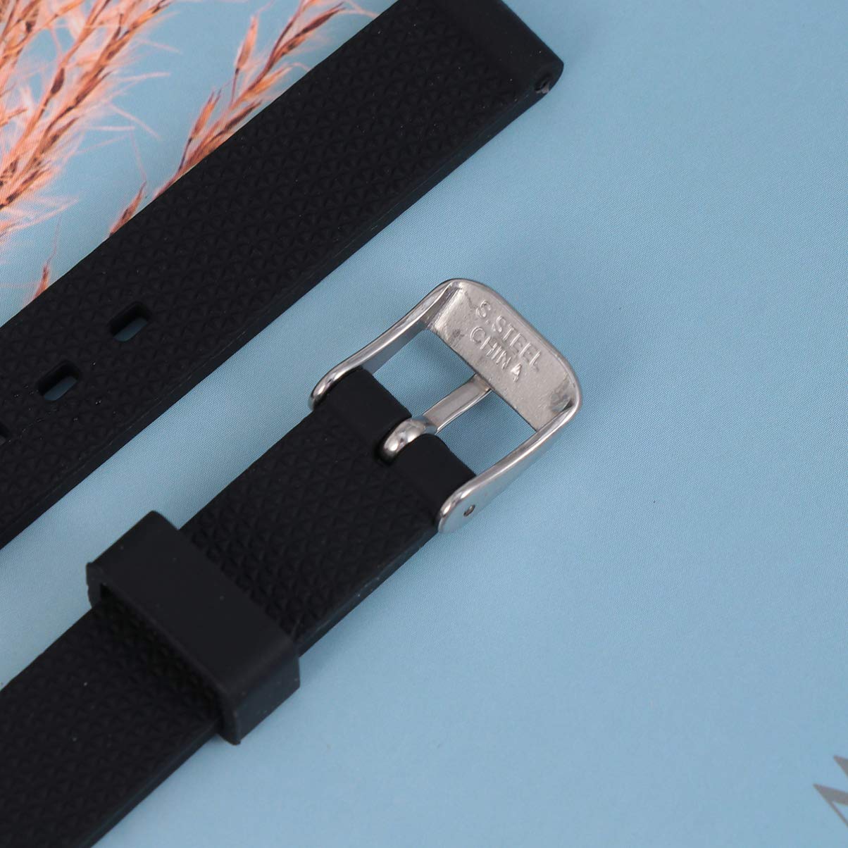 Premium Silicone Watch Band Replacement - Durable & Comfortable Strap for Smartwatches & Fitness Trackers - Perfect for Running, Swimming & Everyday Wear