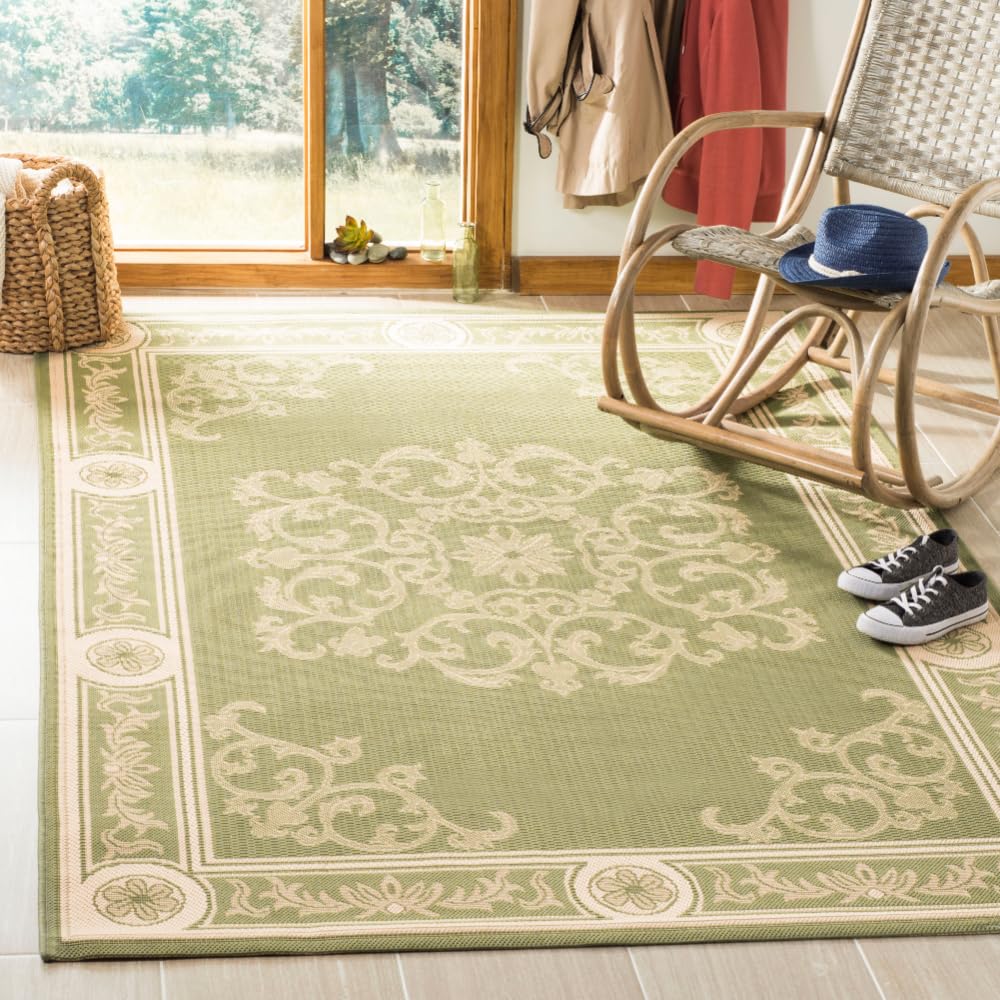 SAFAVIEH Courtyard Collection 6'7