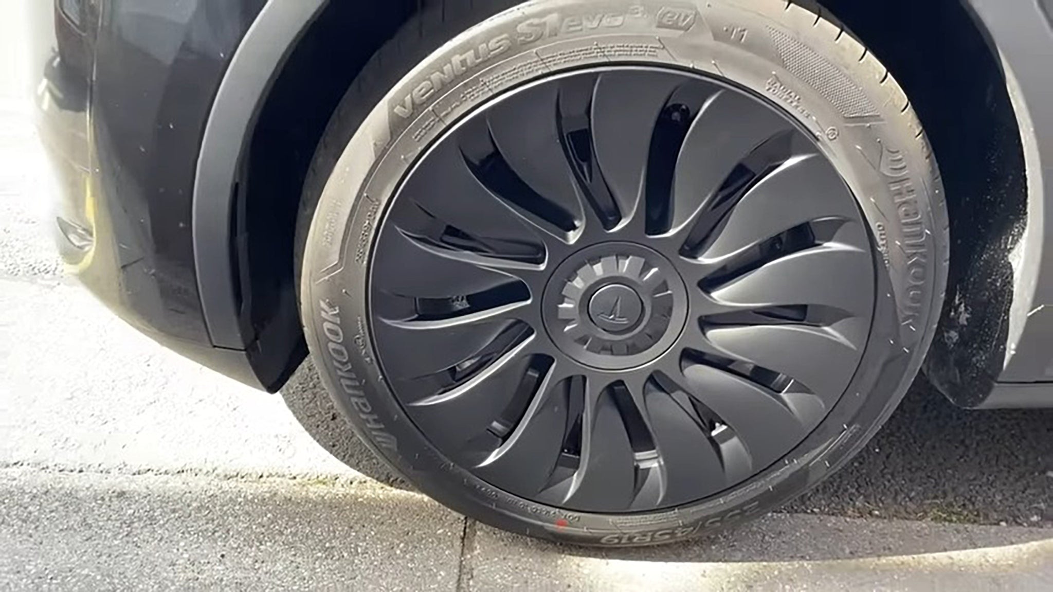 1 Pcs Uberturbine Wheel Covers for Tesla Model Y 19'' Gemini Wheels - Premium Hubcaps for Enhanced Style & Protection - Perfect for Road Trips & Daily Commutes