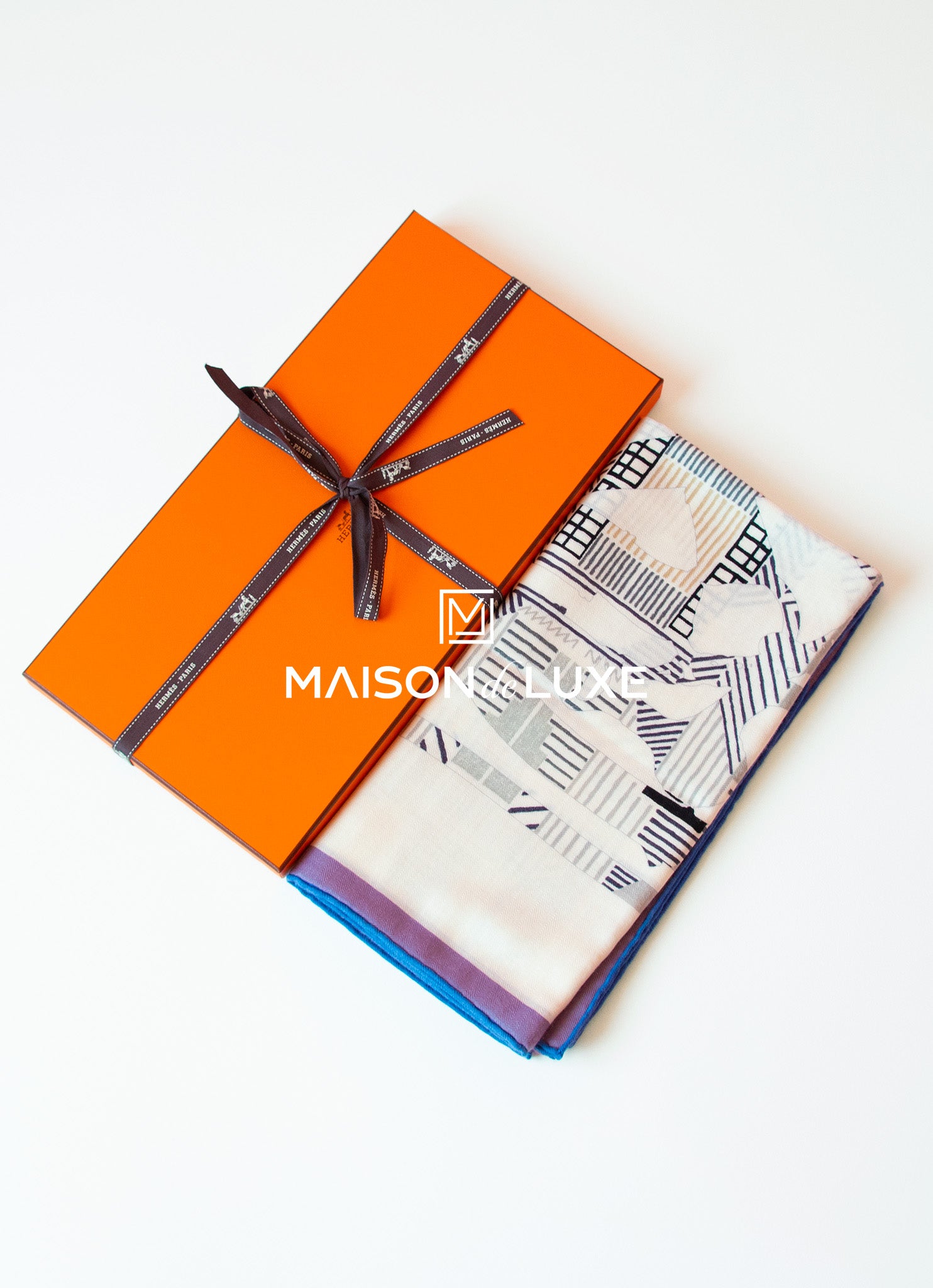 Hermes Cavalcadour Morning Cashmere 140 GM White Shawl Scarf - Luxurious Winter Accessory for Women, Perfect for Gifts, Parties & Formal Events